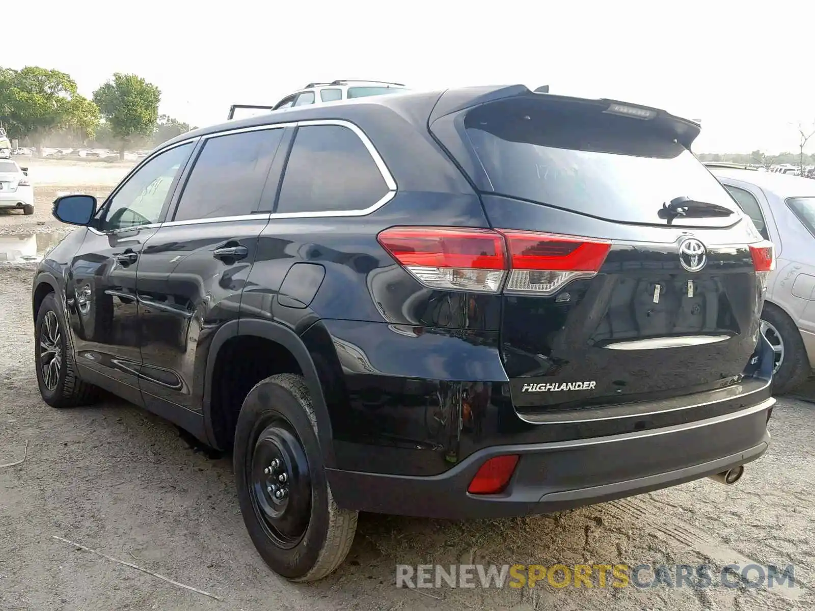 3 Фотография поврежденного автомобиля 5TDZZRFH9KS310503 TOYOTA HIGHLANDER 2019