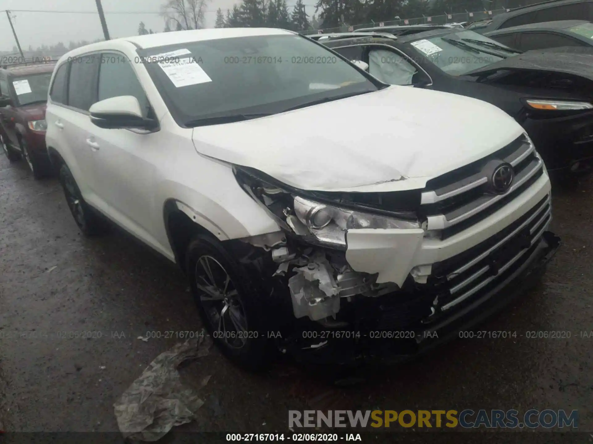 1 Photograph of a damaged car 5TDZZRFH9KS313837 TOYOTA HIGHLANDER 2019