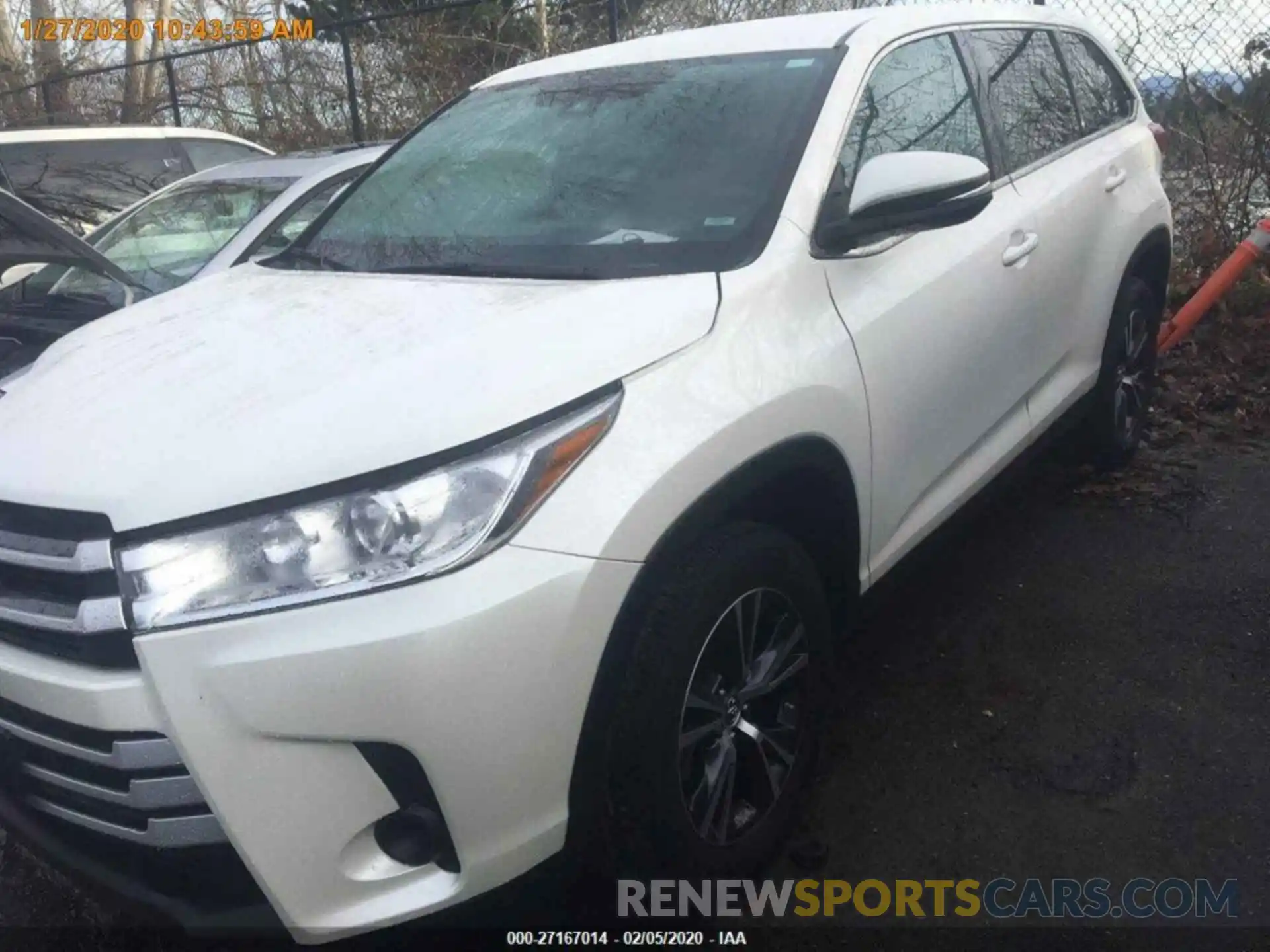 12 Photograph of a damaged car 5TDZZRFH9KS313837 TOYOTA HIGHLANDER 2019