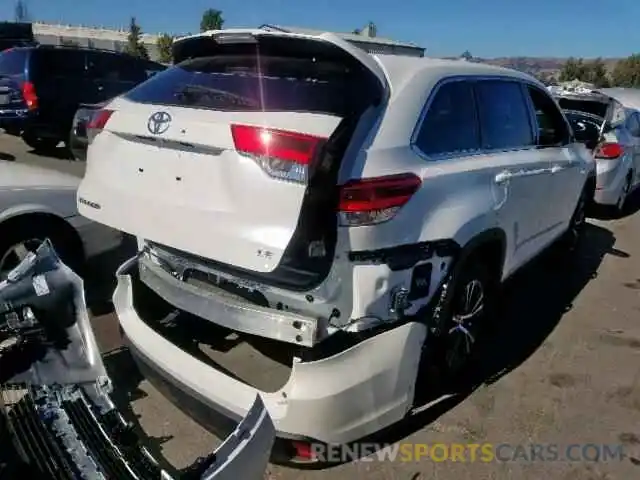 4 Photograph of a damaged car 5TDZZRFH9KS324546 TOYOTA HIGHLANDER 2019