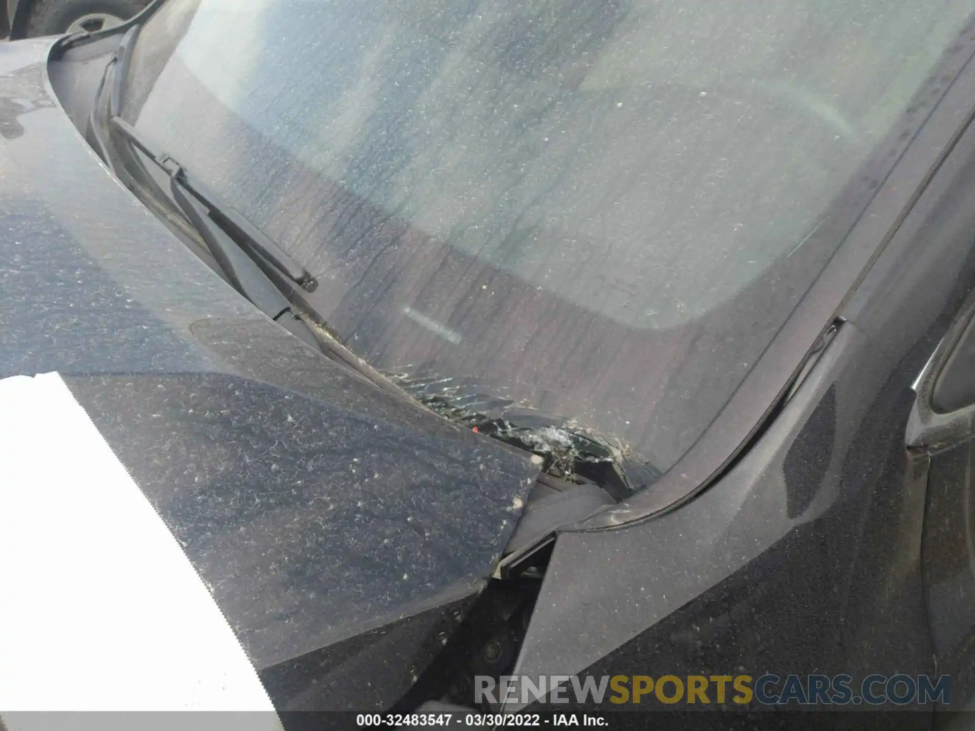 12 Photograph of a damaged car 5TDZZRFH9KS349933 TOYOTA HIGHLANDER 2019