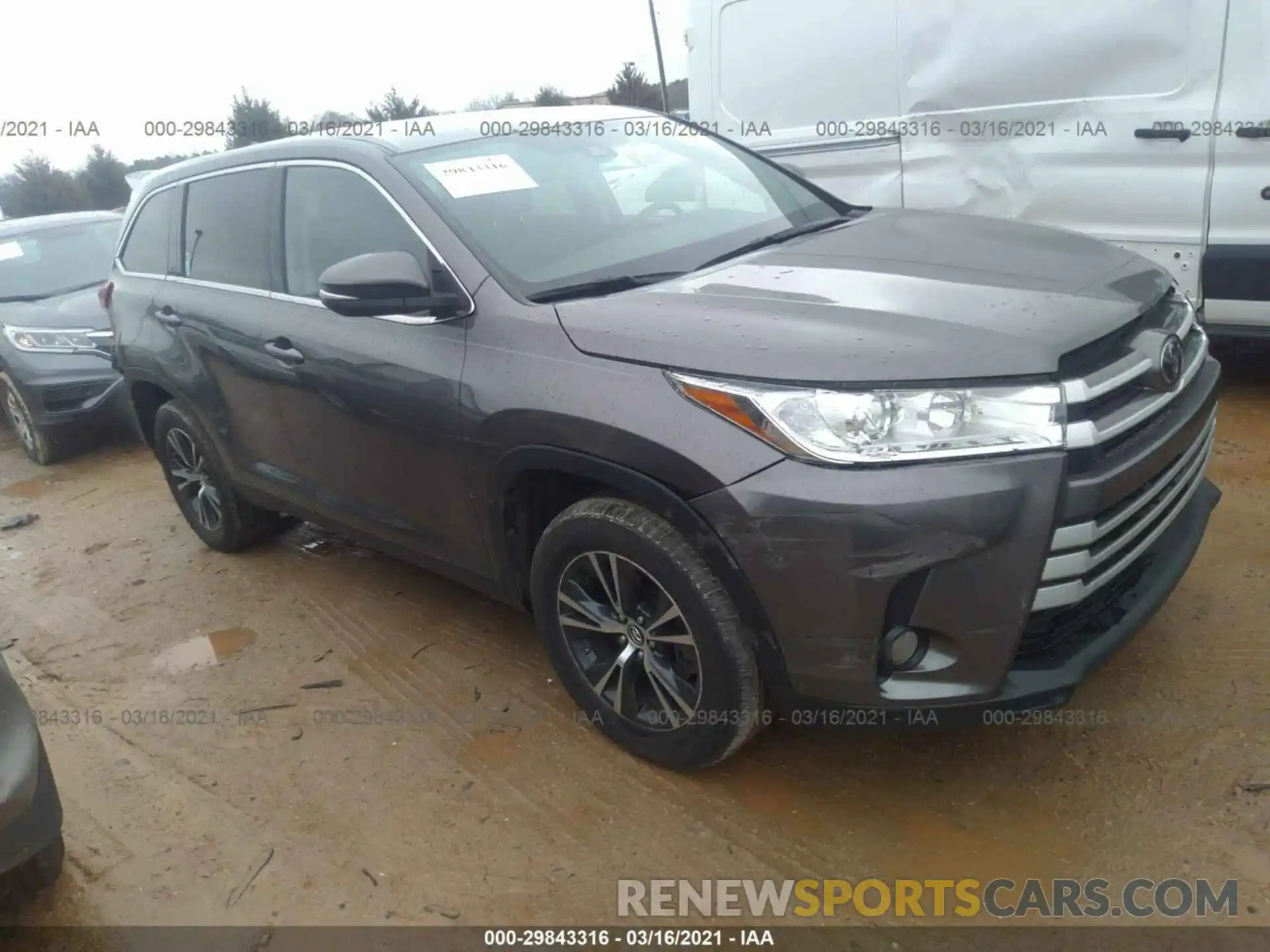 1 Photograph of a damaged car 5TDZZRFH9KS359300 TOYOTA HIGHLANDER 2019