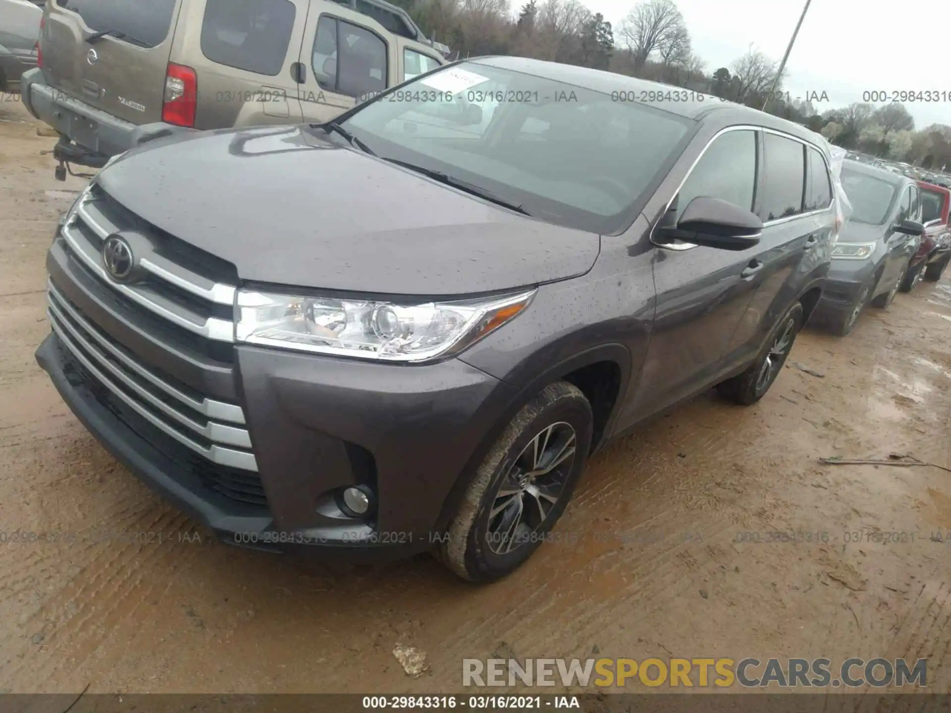 2 Photograph of a damaged car 5TDZZRFH9KS359300 TOYOTA HIGHLANDER 2019