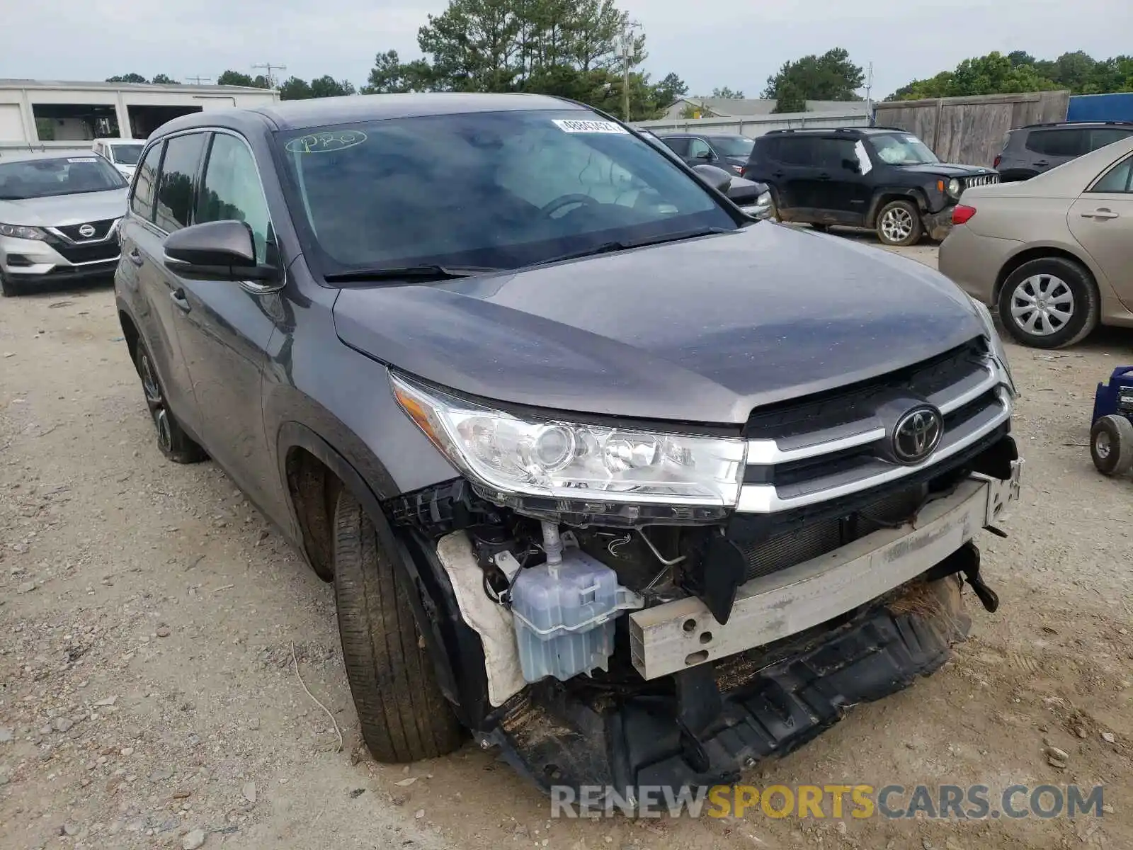 1 Photograph of a damaged car 5TDZZRFHXKS289239 TOYOTA HIGHLANDER 2019