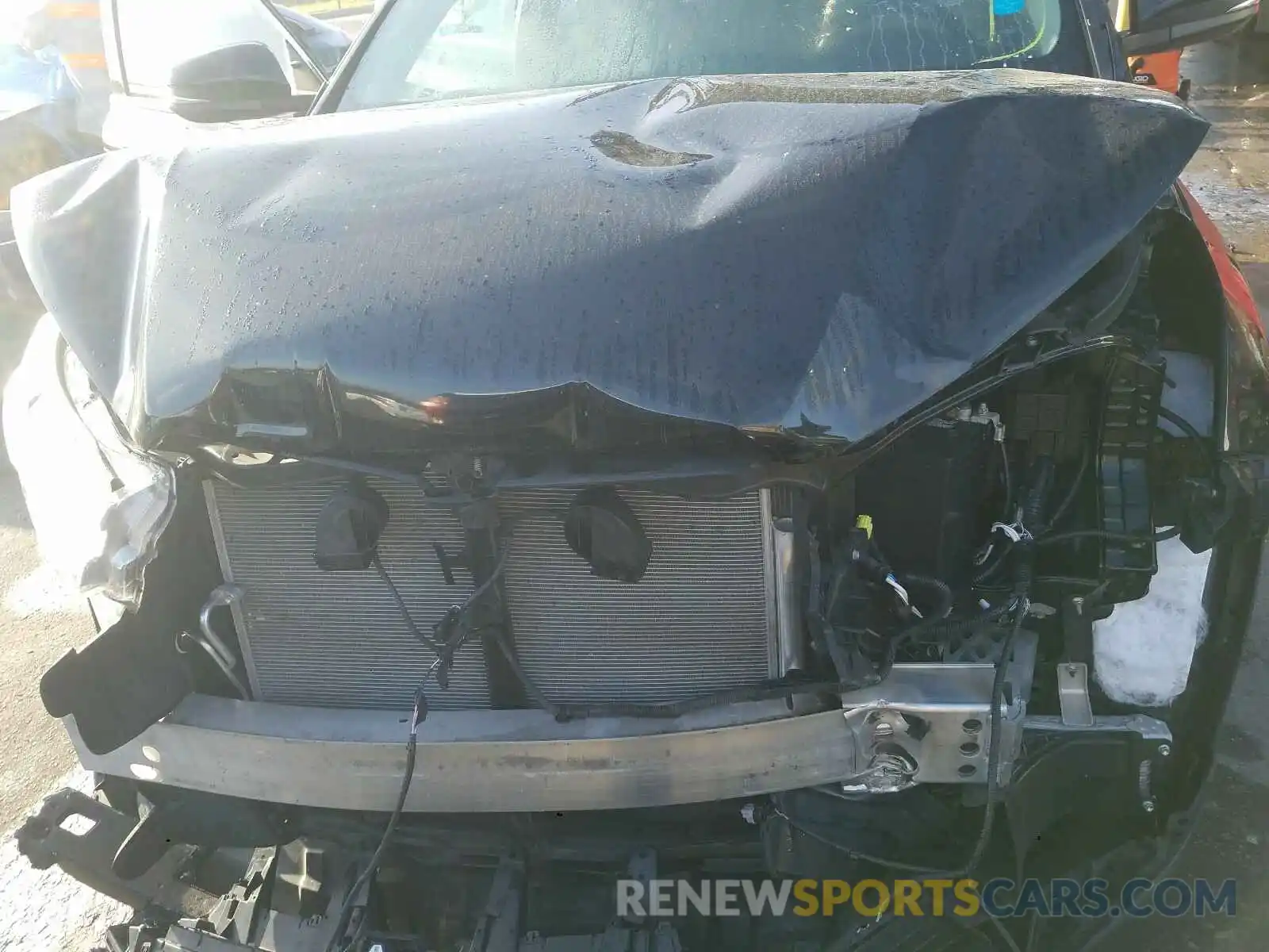 7 Photograph of a damaged car 5TDZZRFHXKS289595 TOYOTA HIGHLANDER 2019