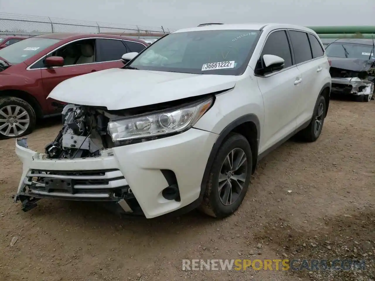 2 Photograph of a damaged car 5TDZZRFHXKS301759 TOYOTA HIGHLANDER 2019