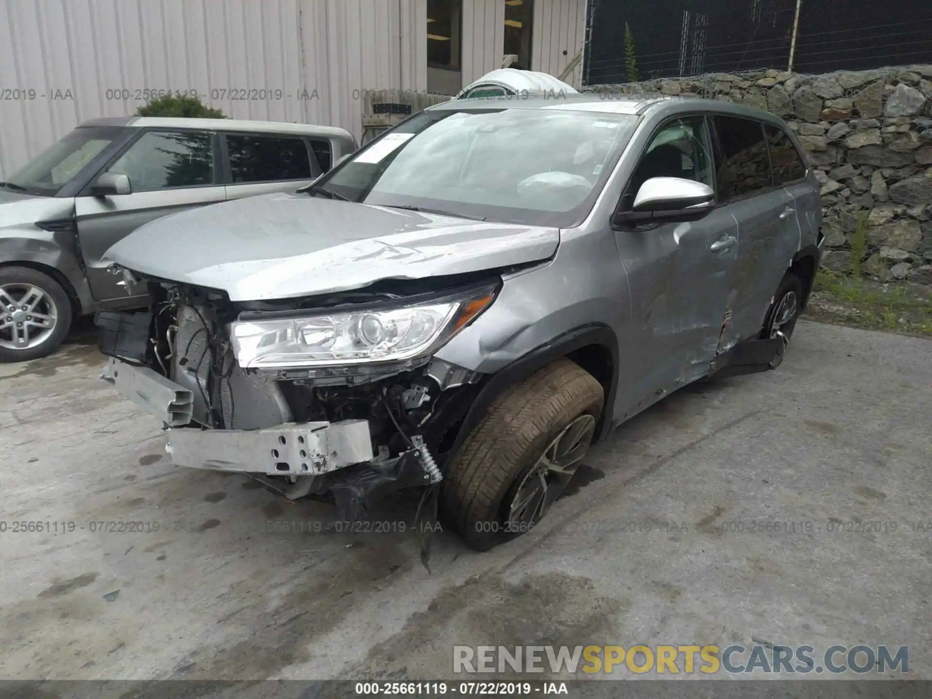 2 Photograph of a damaged car 5TDZZRFHXKS304256 TOYOTA HIGHLANDER 2019