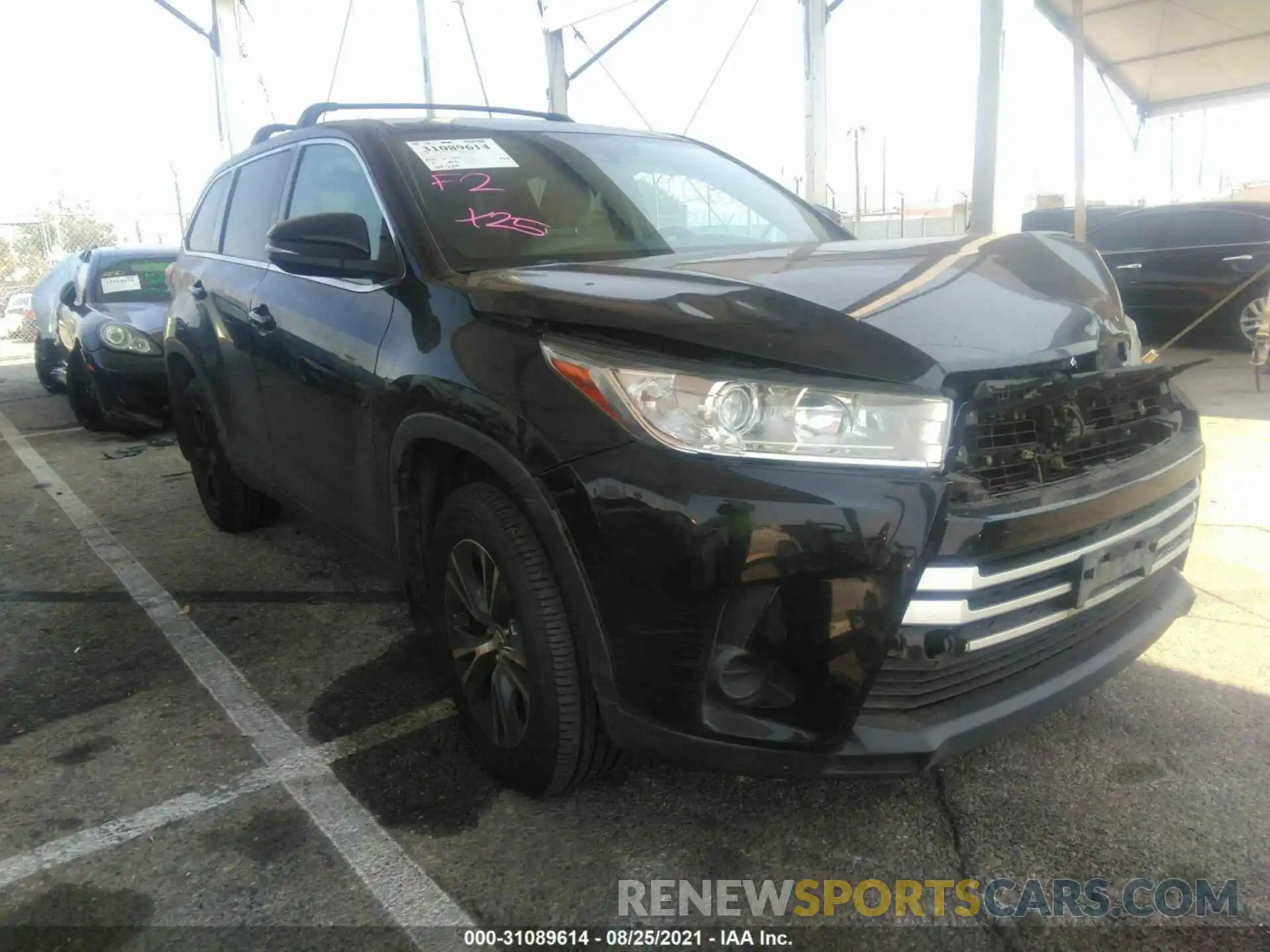 1 Photograph of a damaged car 5TDZZRFHXKS316553 TOYOTA HIGHLANDER 2019