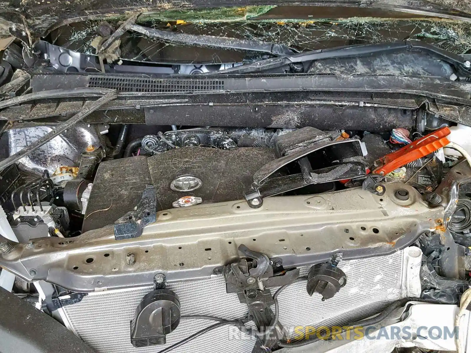 7 Photograph of a damaged car 5TDZZRFHXKS324796 TOYOTA HIGHLANDER 2019