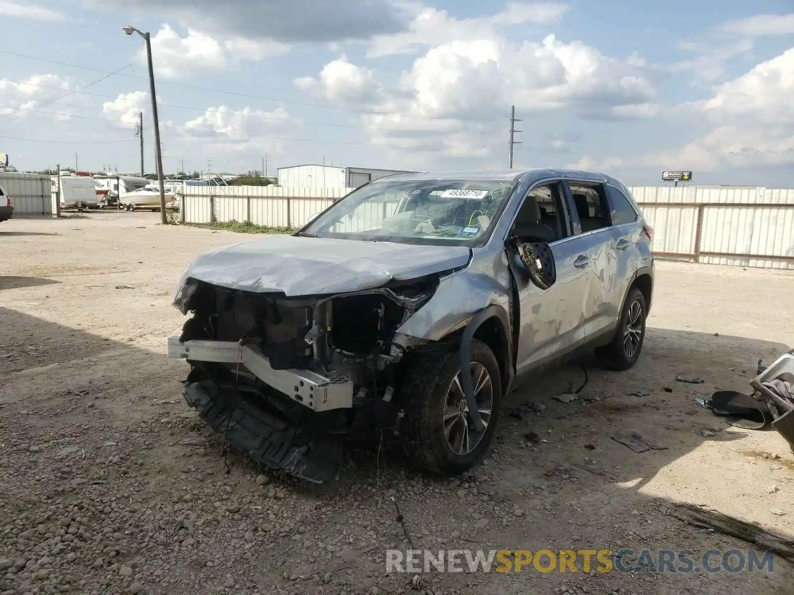 2 Photograph of a damaged car 5TDZZRFHXKS337080 TOYOTA HIGHLANDER 2019