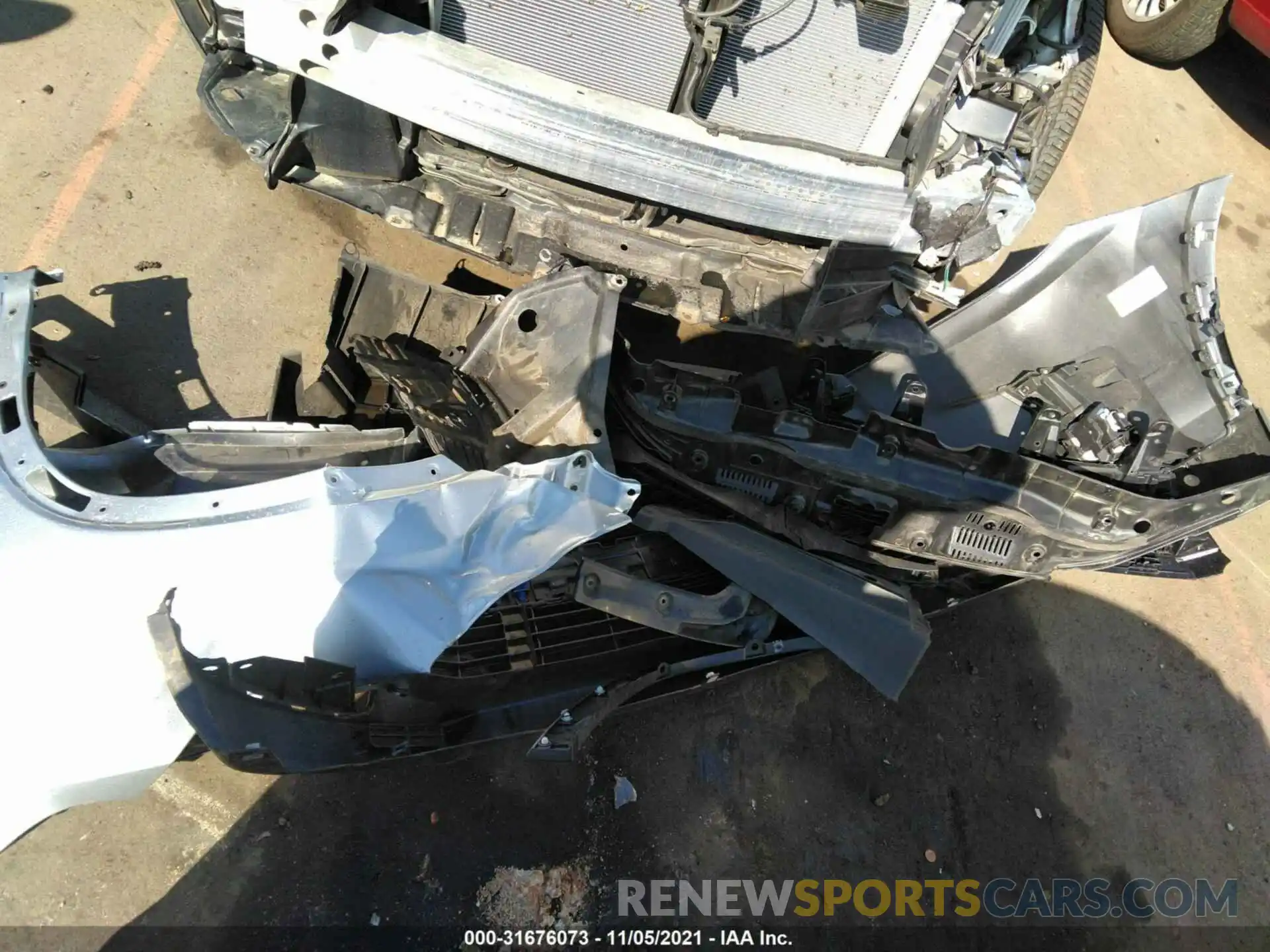 12 Photograph of a damaged car 5TDZZRFHXKS364411 TOYOTA HIGHLANDER 2019