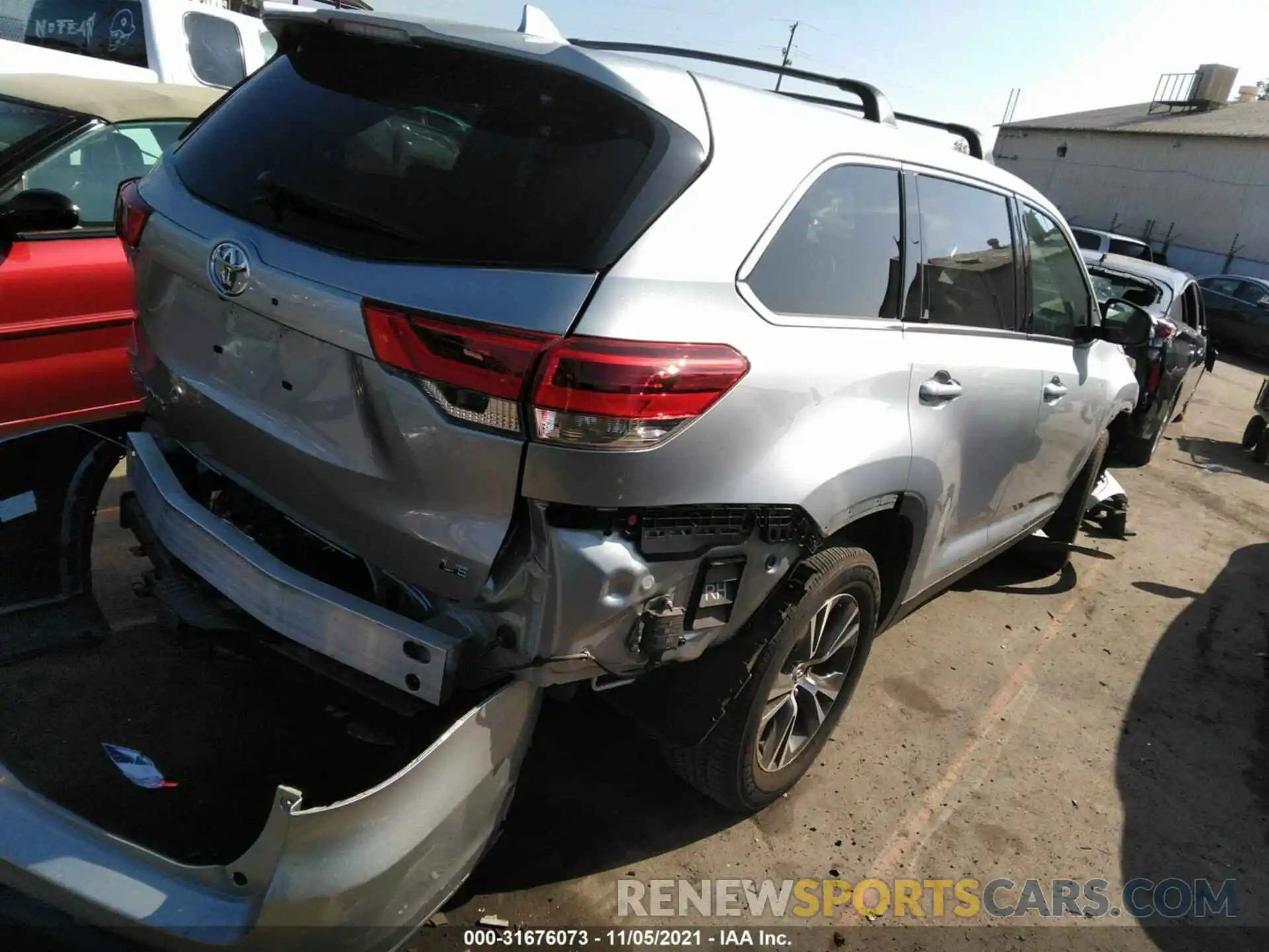 4 Фотография поврежденного автомобиля 5TDZZRFHXKS364411 TOYOTA HIGHLANDER 2019