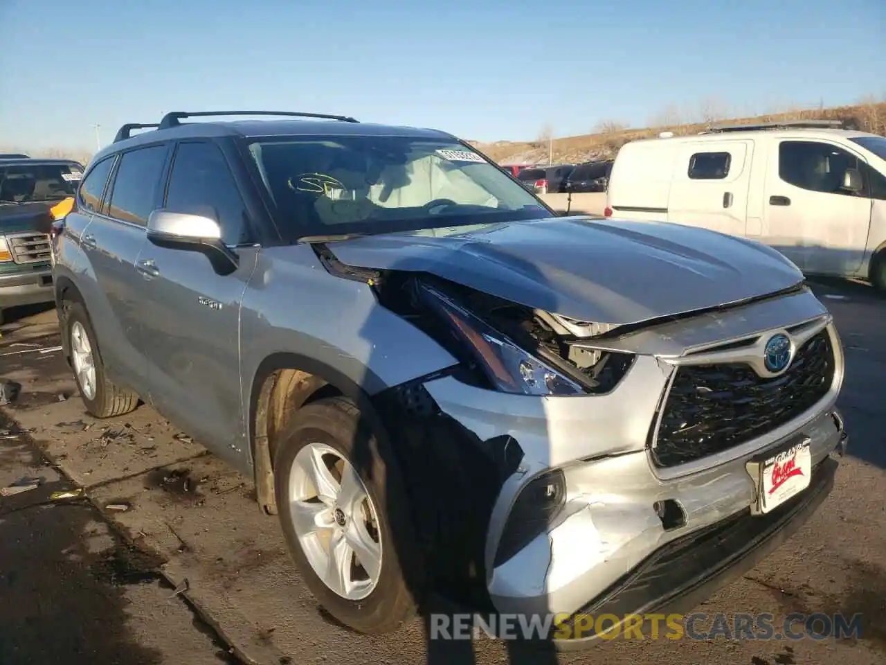 1 Photograph of a damaged car 5TDBBRCH0LS513923 TOYOTA HIGHLANDER 2020