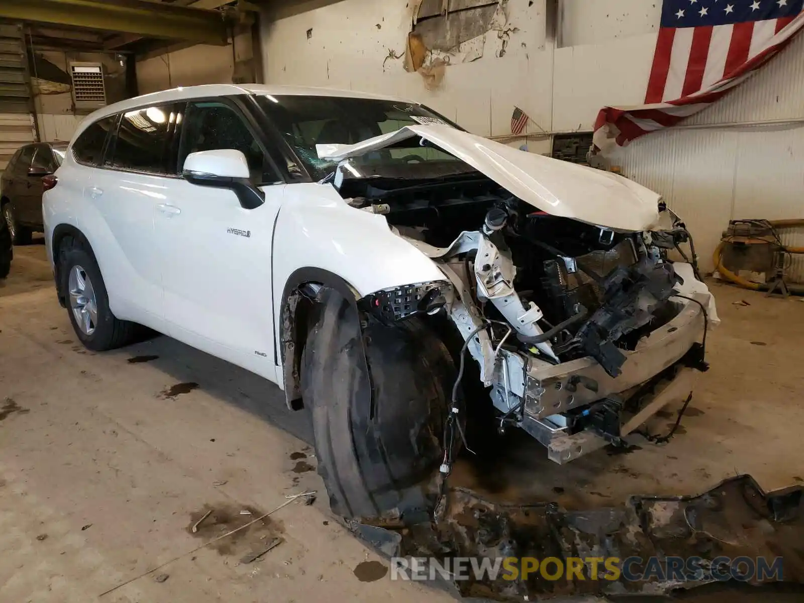 1 Photograph of a damaged car 5TDBBRCH3LS001783 TOYOTA HIGHLANDER 2020