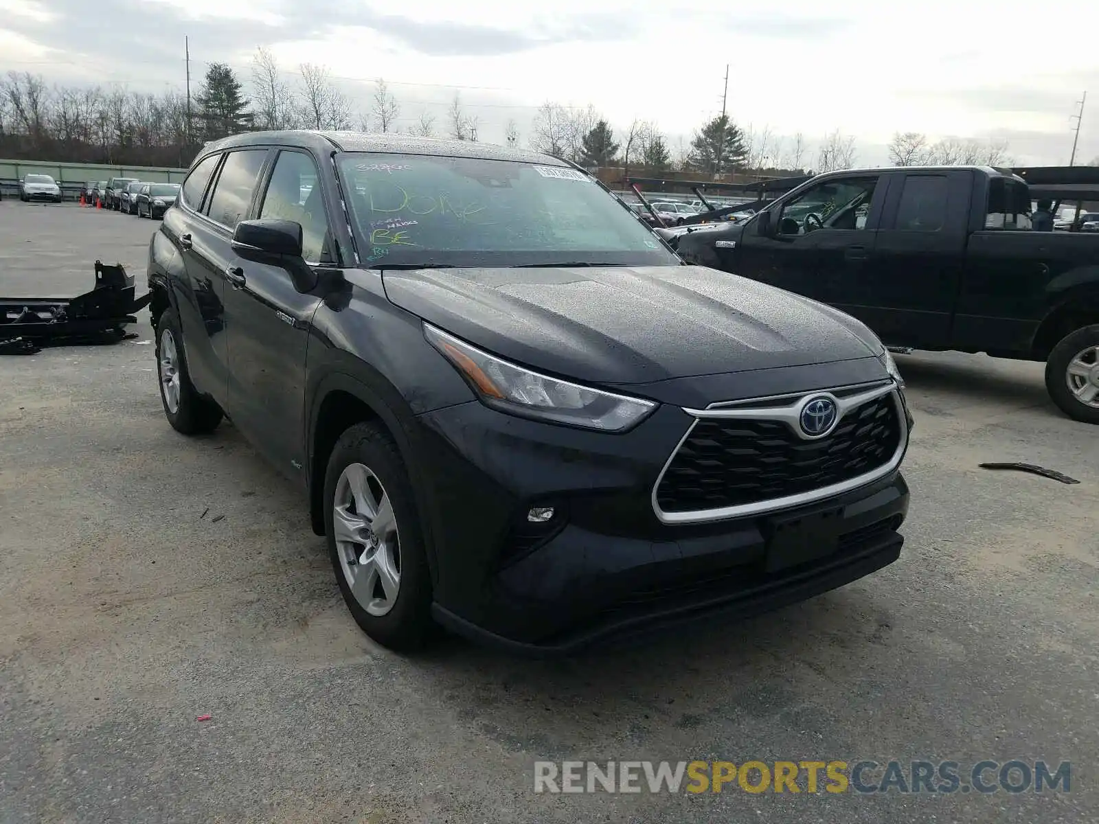 1 Photograph of a damaged car 5TDBBRCH5LS005317 TOYOTA HIGHLANDER 2020