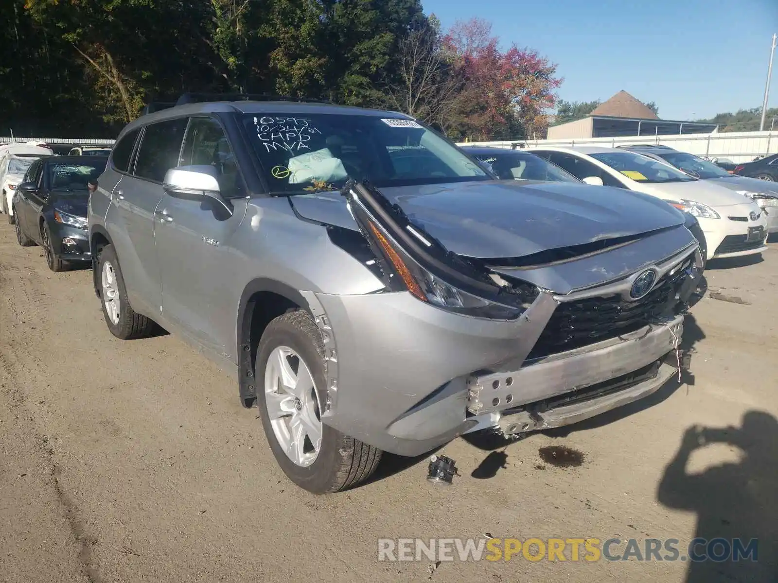 1 Photograph of a damaged car 5TDBBRCH6LS006136 TOYOTA HIGHLANDER 2020