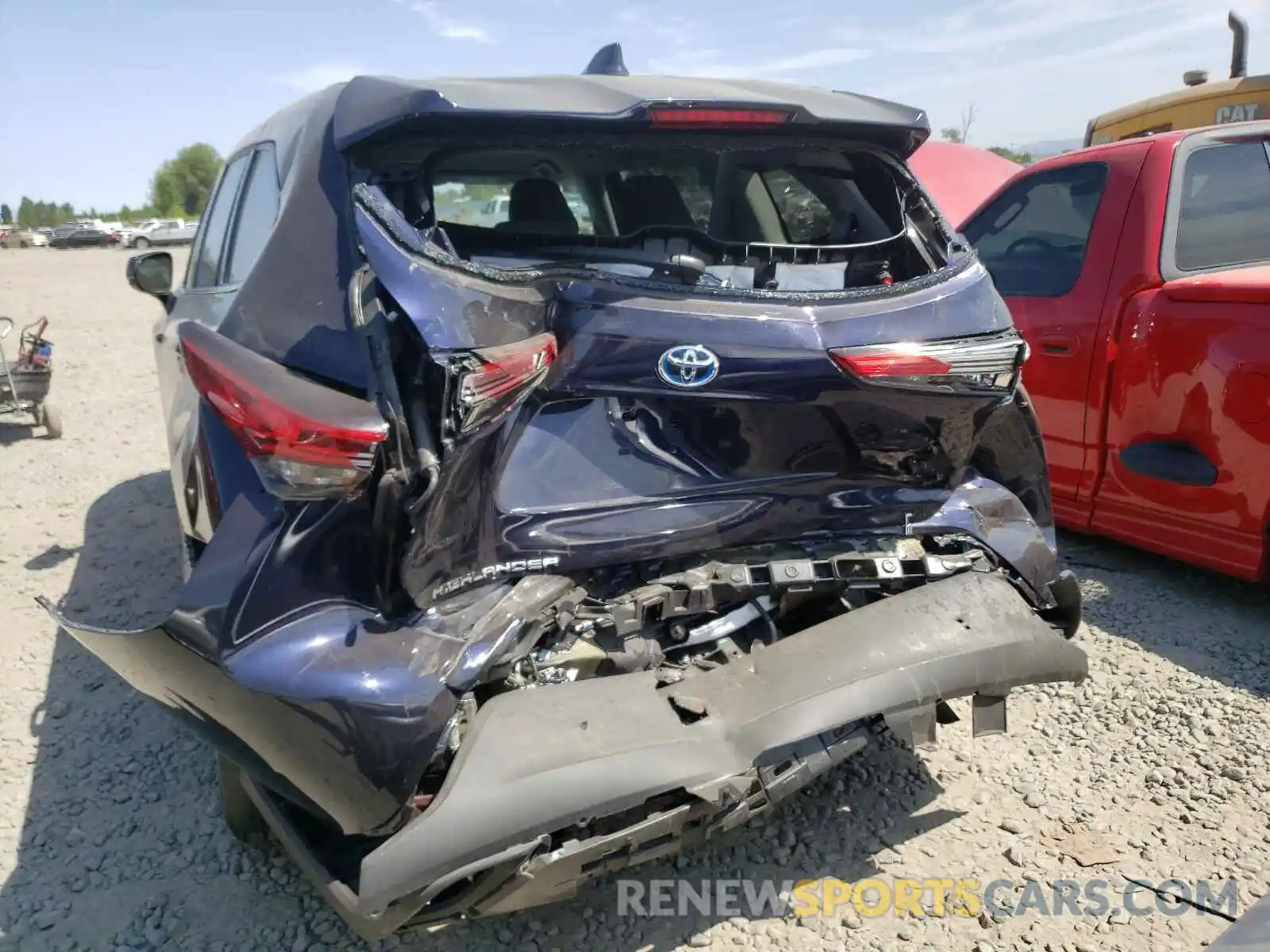 9 Photograph of a damaged car 5TDBBRCHXLS500631 TOYOTA HIGHLANDER 2020