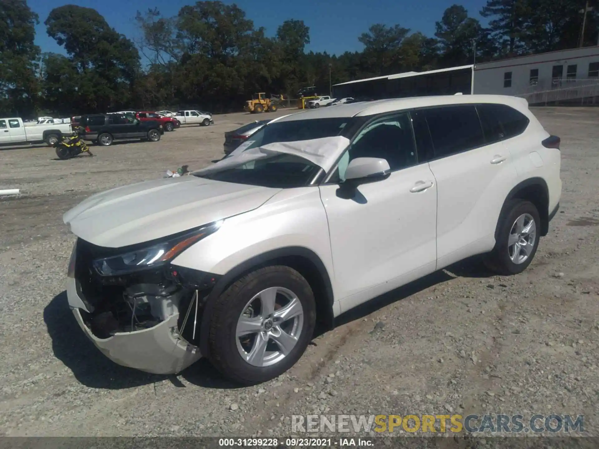 2 Photograph of a damaged car 5TDBZRBH0LS502109 TOYOTA HIGHLANDER 2020