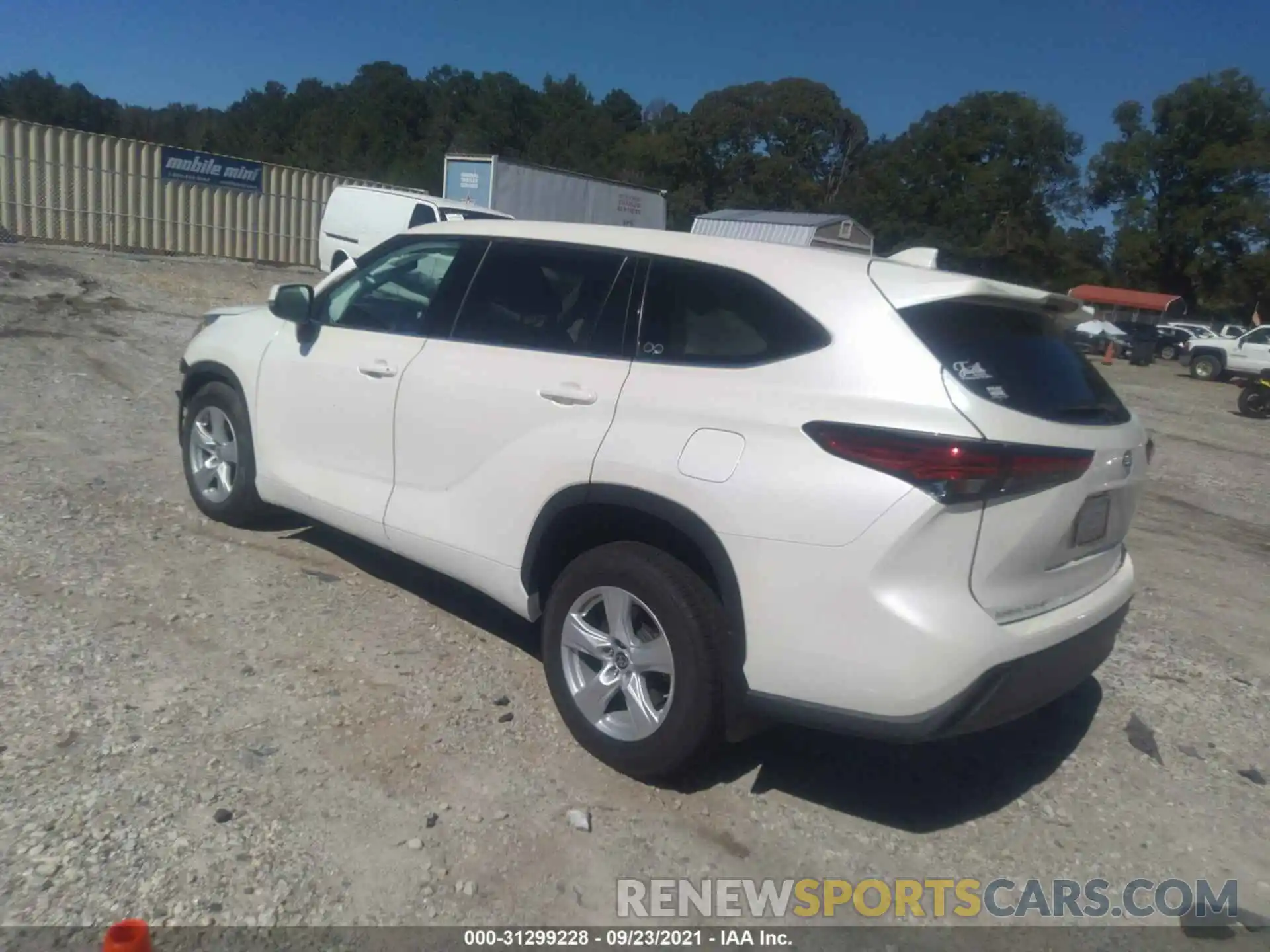 3 Photograph of a damaged car 5TDBZRBH0LS502109 TOYOTA HIGHLANDER 2020