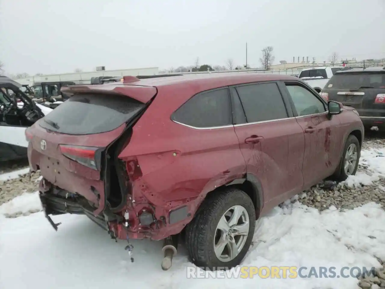 4 Photograph of a damaged car 5TDBZRBH0LS521775 TOYOTA HIGHLANDER 2020