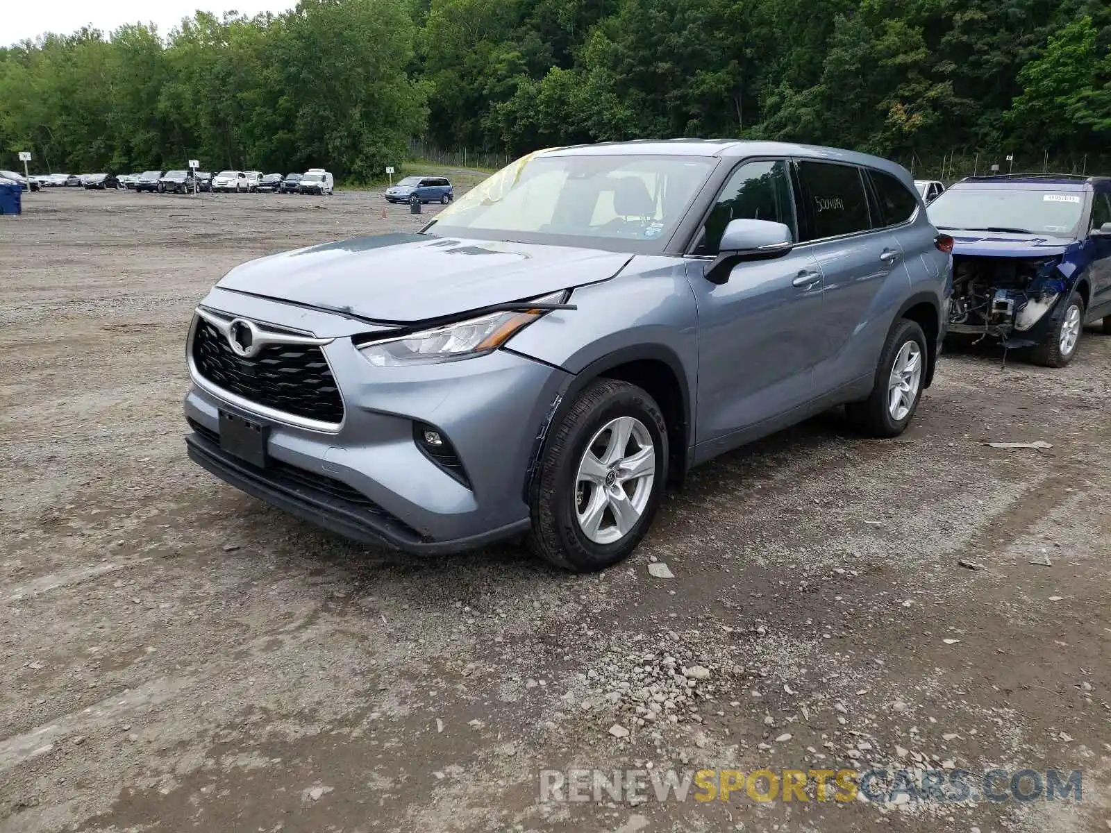 2 Photograph of a damaged car 5TDBZRBH1LS008647 TOYOTA HIGHLANDER 2020