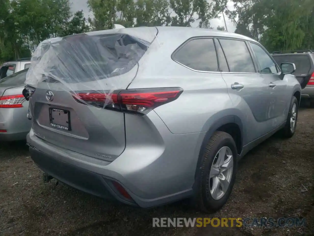 4 Photograph of a damaged car 5TDBZRBH1LS037050 TOYOTA HIGHLANDER 2020