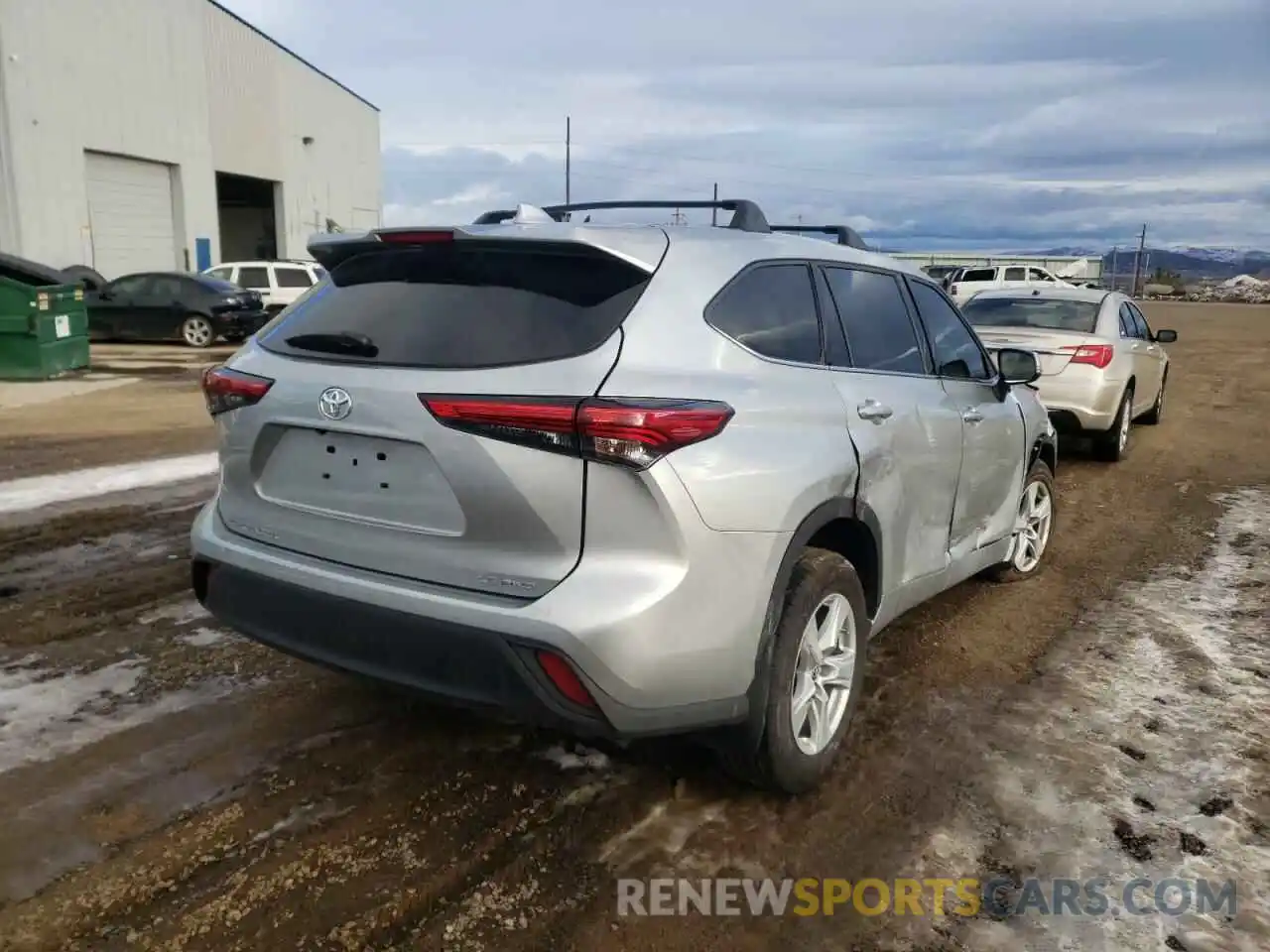 4 Photograph of a damaged car 5TDBZRBH2LS035923 TOYOTA HIGHLANDER 2020