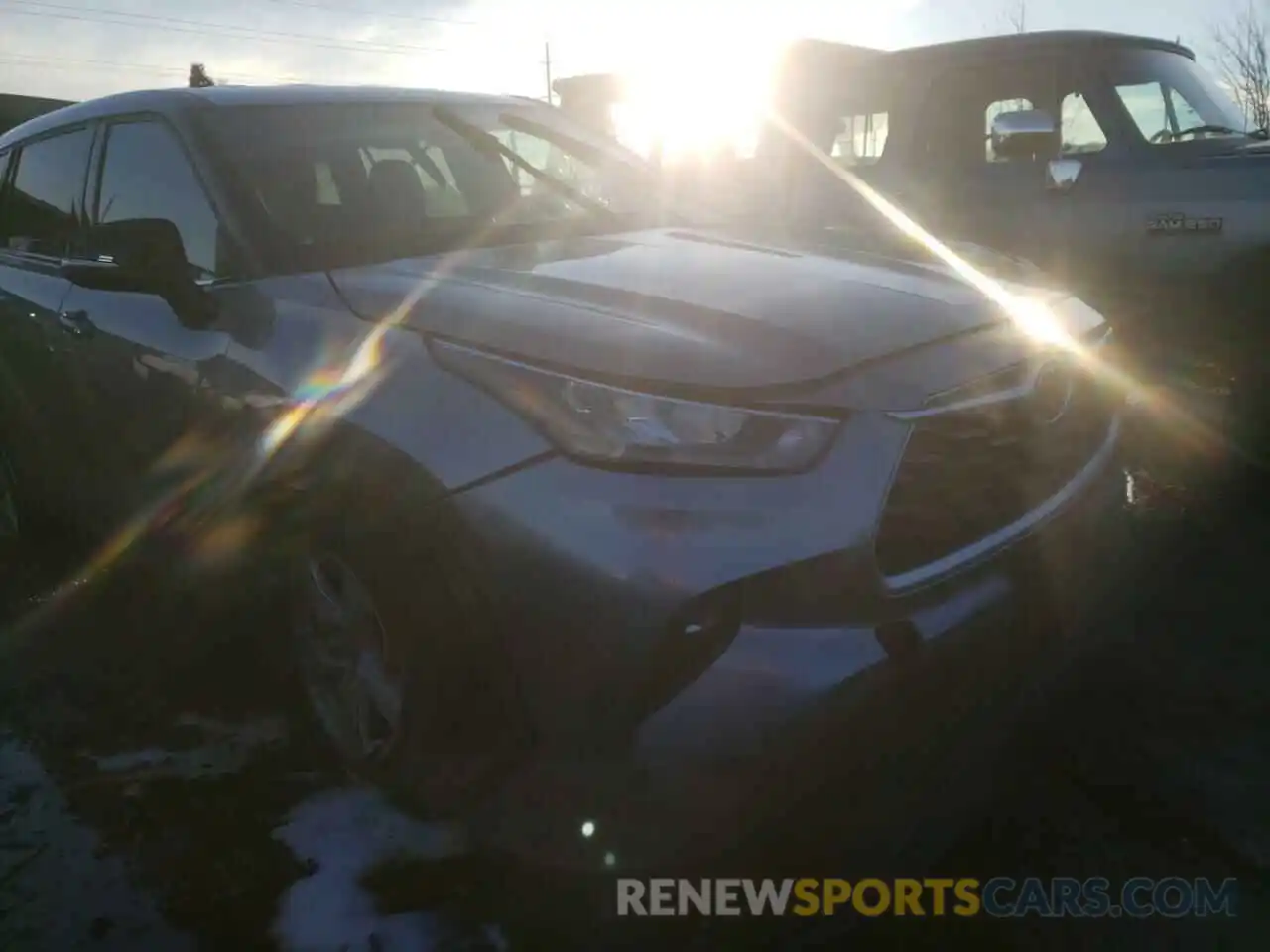 9 Photograph of a damaged car 5TDBZRBH3LS011517 TOYOTA HIGHLANDER 2020