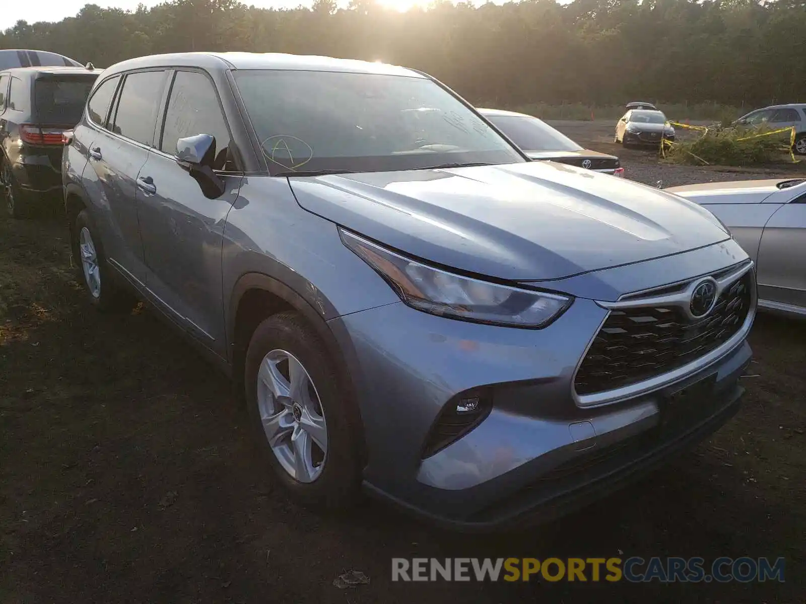 1 Photograph of a damaged car 5TDBZRBH3LS013199 TOYOTA HIGHLANDER 2020