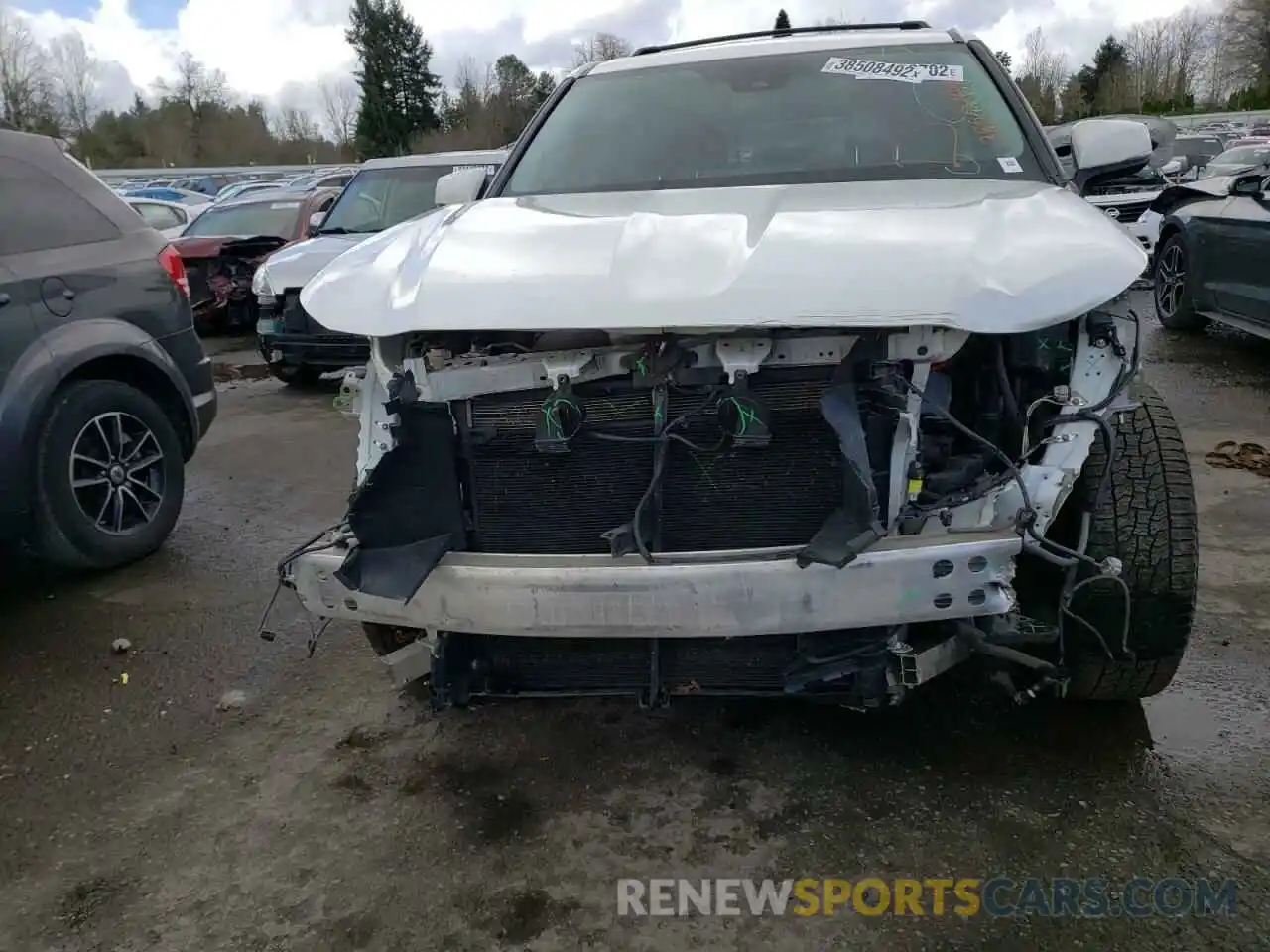 9 Photograph of a damaged car 5TDBZRBH3LS015549 TOYOTA HIGHLANDER 2020