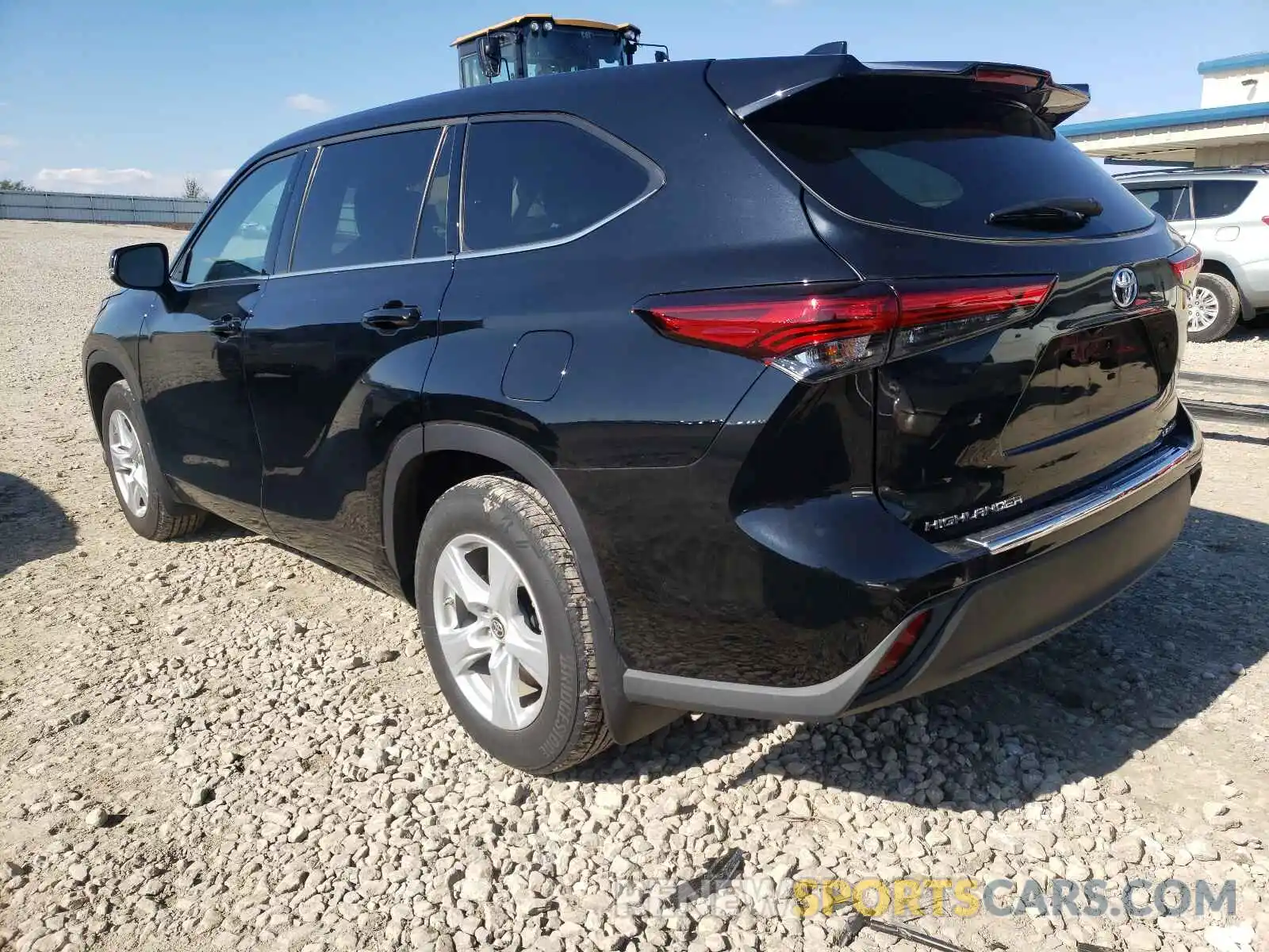 3 Photograph of a damaged car 5TDBZRBH3LS044730 TOYOTA HIGHLANDER 2020