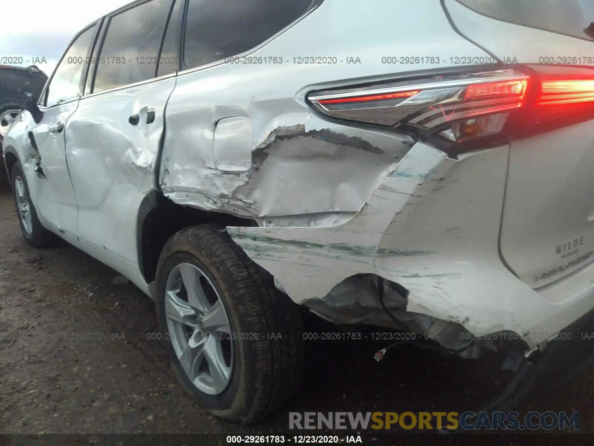 6 Photograph of a damaged car 5TDBZRBH3LS518224 TOYOTA HIGHLANDER 2020