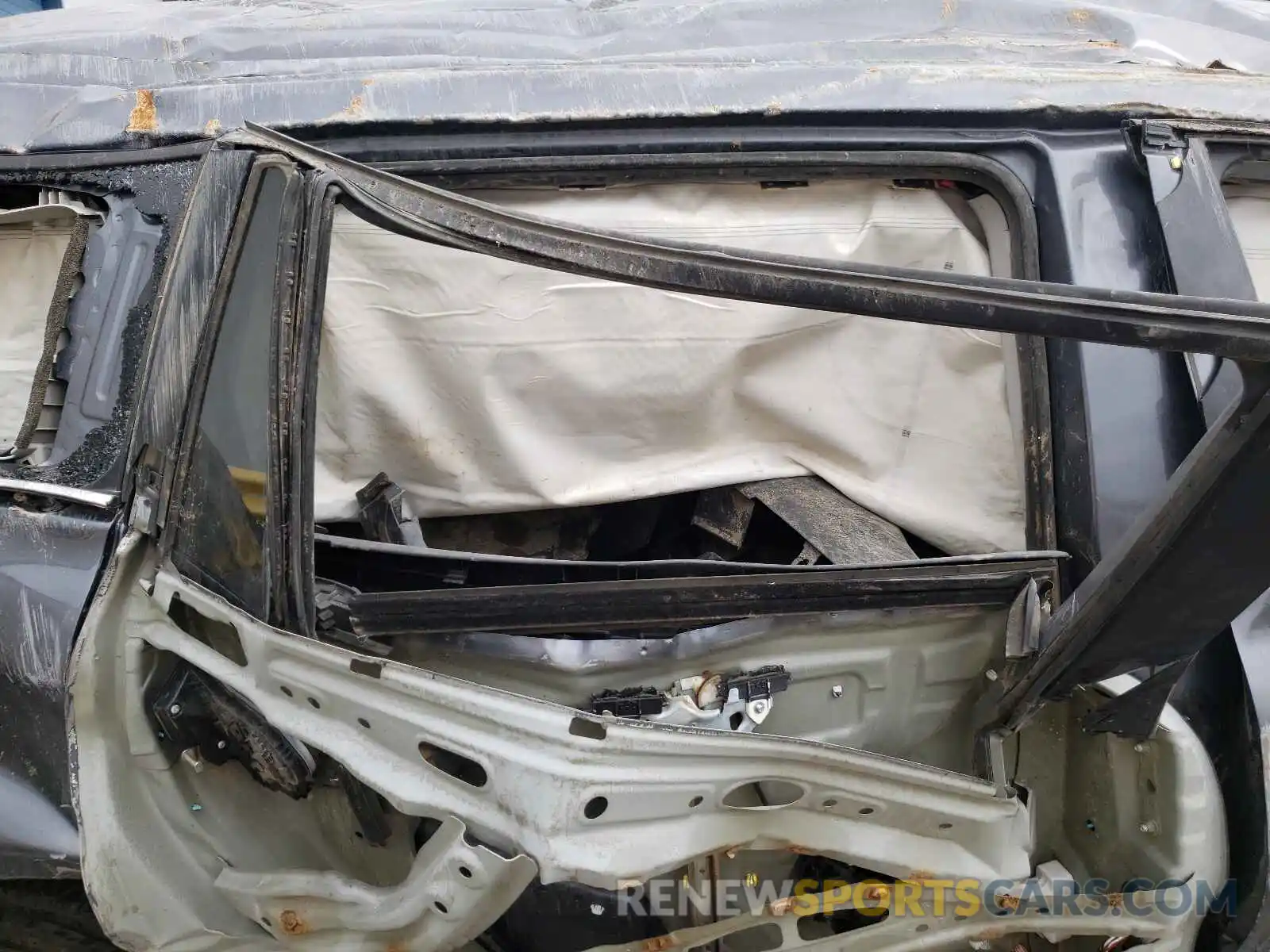 6 Фотография поврежденного автомобиля 5TDBZRBH4LS007492 TOYOTA HIGHLANDER 2020