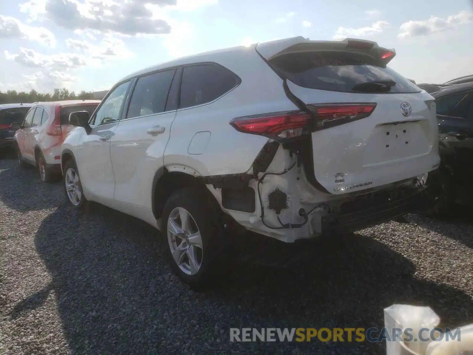 3 Photograph of a damaged car 5TDBZRBH4LS014961 TOYOTA HIGHLANDER 2020