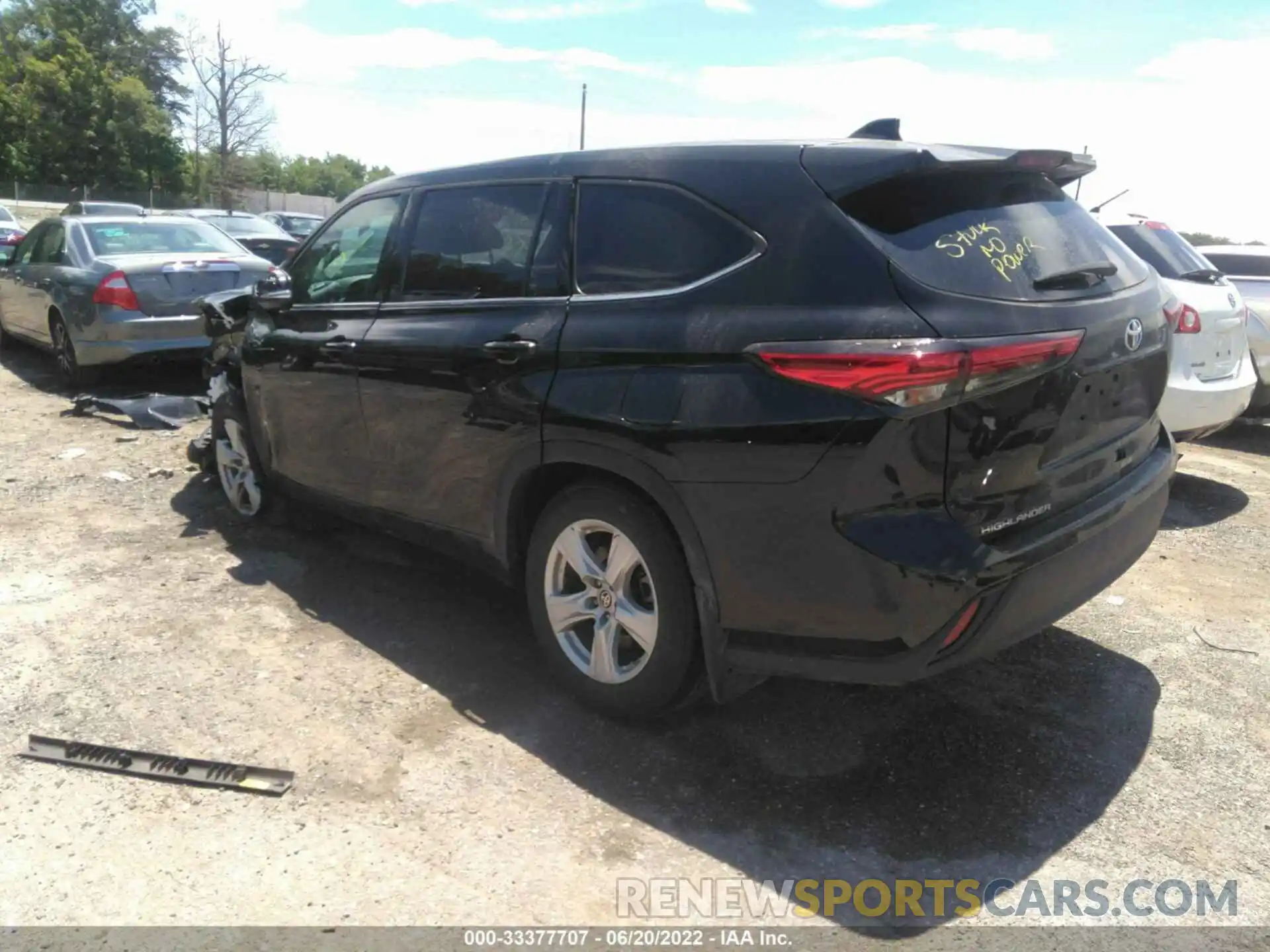 3 Photograph of a damaged car 5TDBZRBH5LS002740 TOYOTA HIGHLANDER 2020