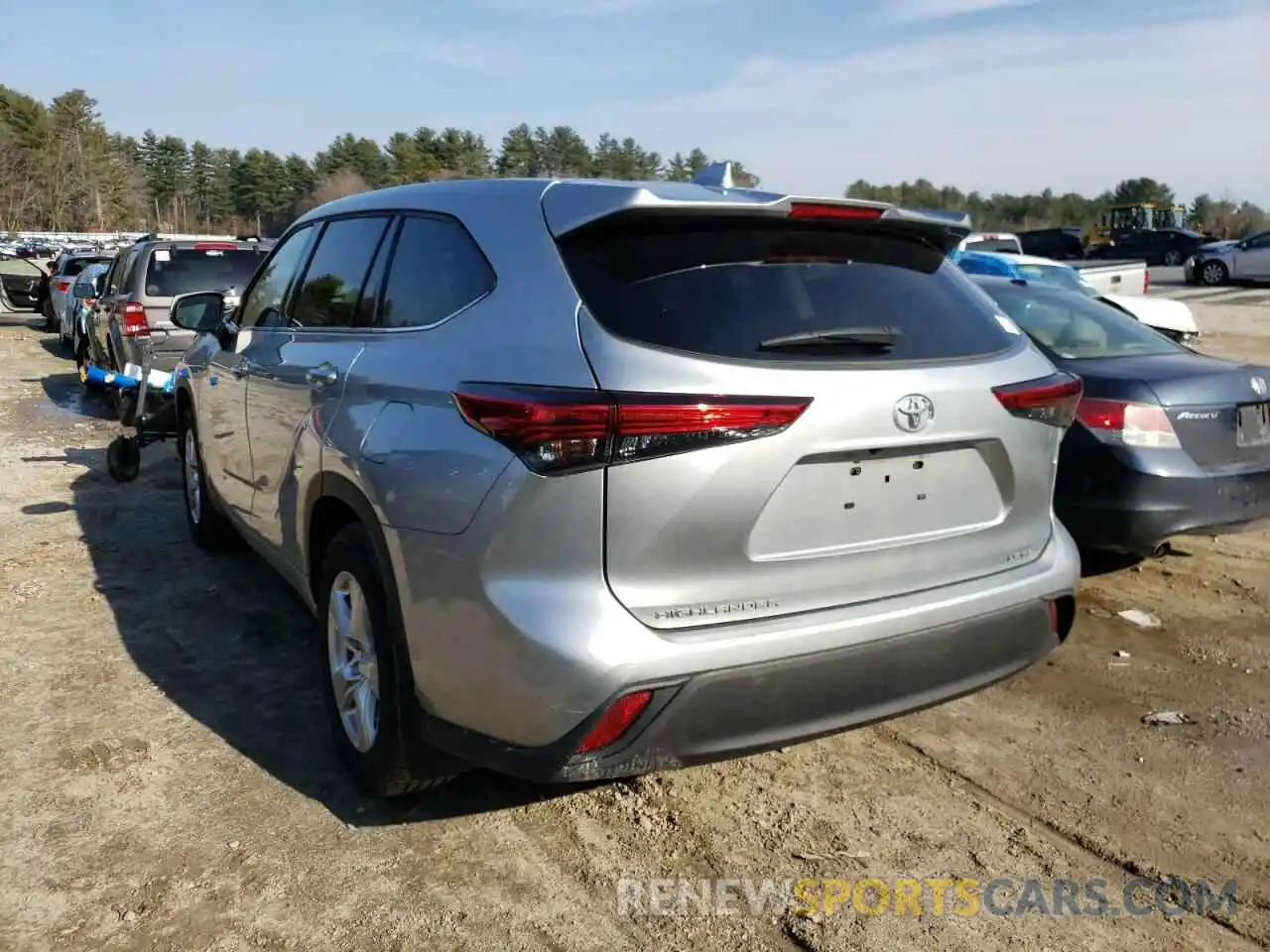 3 Photograph of a damaged car 5TDBZRBH5LS025130 TOYOTA HIGHLANDER 2020