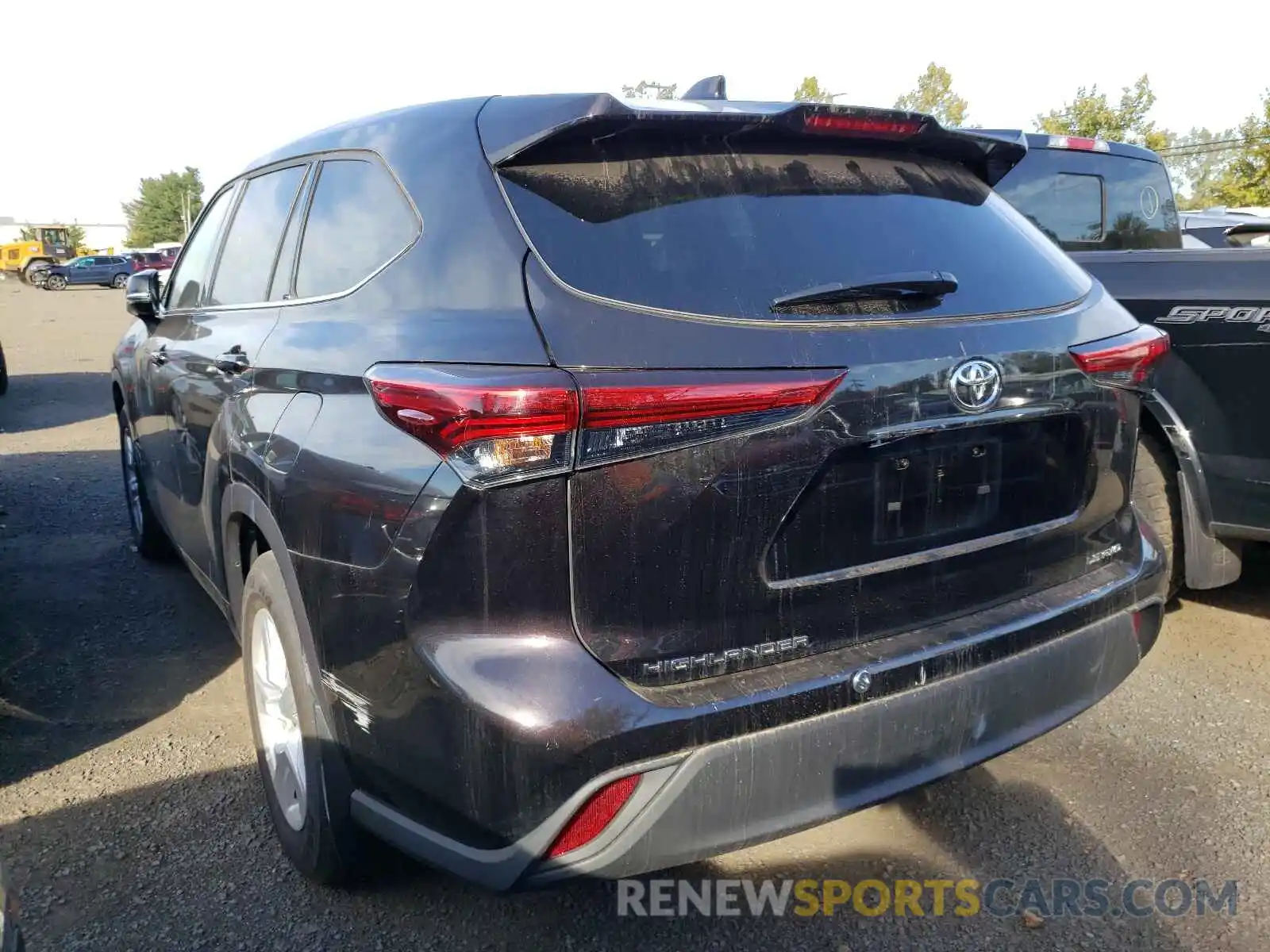 3 Photograph of a damaged car 5TDBZRBH5LS030151 TOYOTA HIGHLANDER 2020