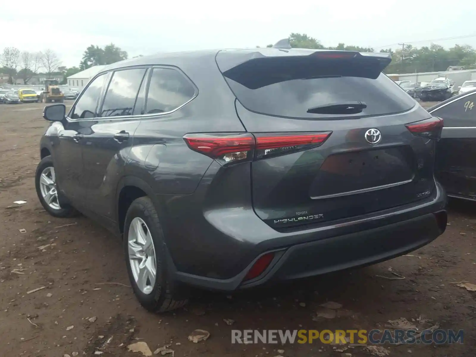 3 Photograph of a damaged car 5TDBZRBH6LS009308 TOYOTA HIGHLANDER 2020