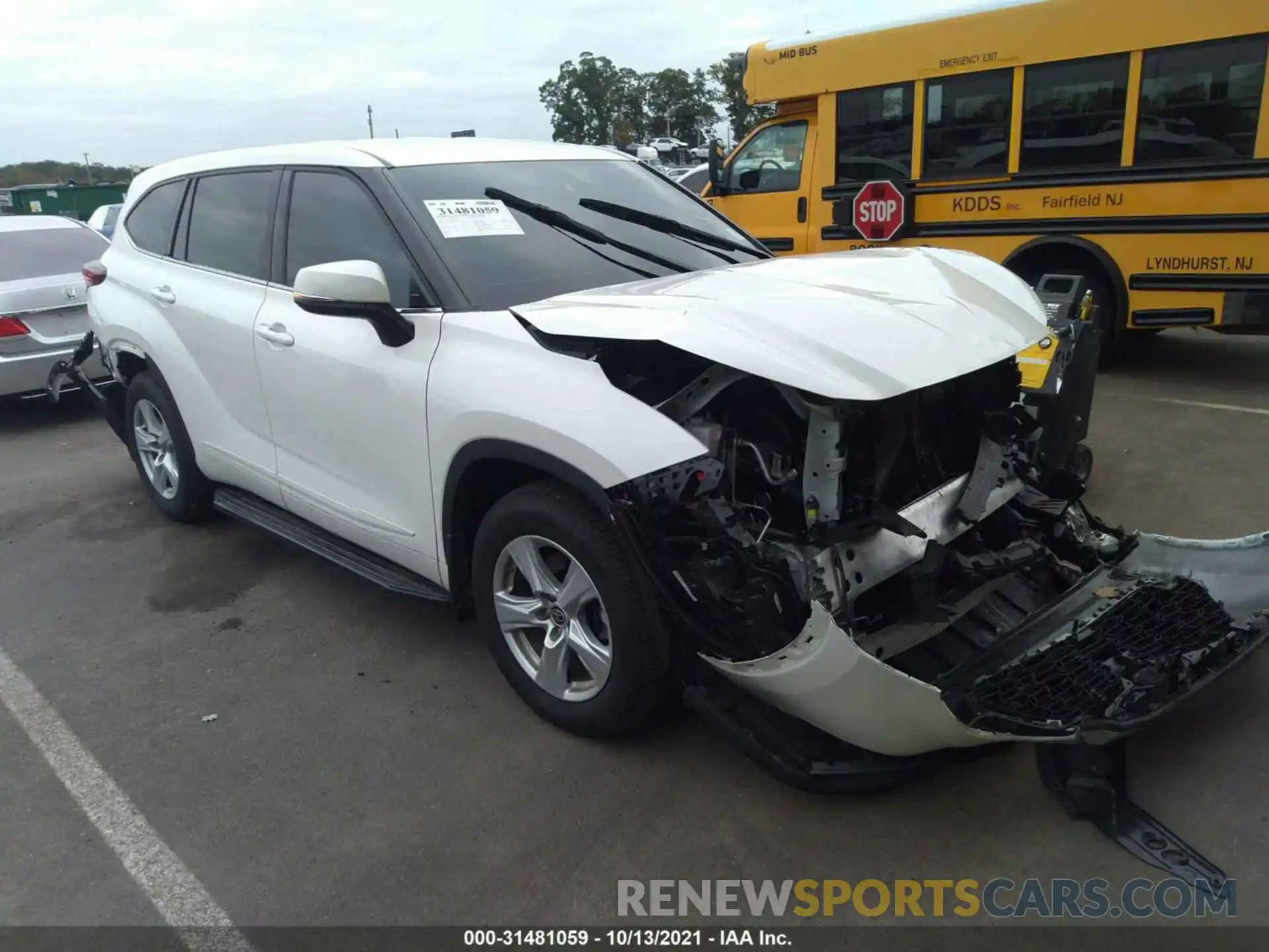 1 Photograph of a damaged car 5TDBZRBH6LS026657 TOYOTA HIGHLANDER 2020