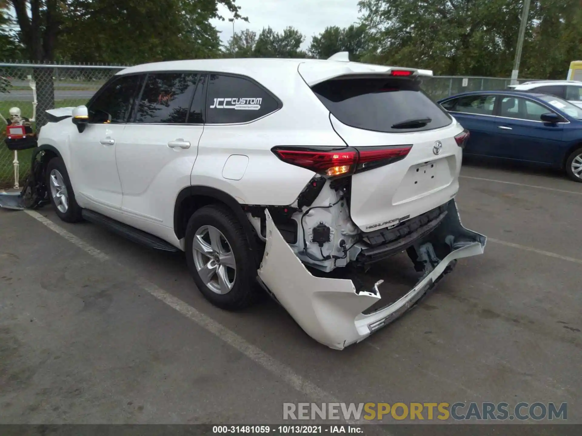 3 Photograph of a damaged car 5TDBZRBH6LS026657 TOYOTA HIGHLANDER 2020