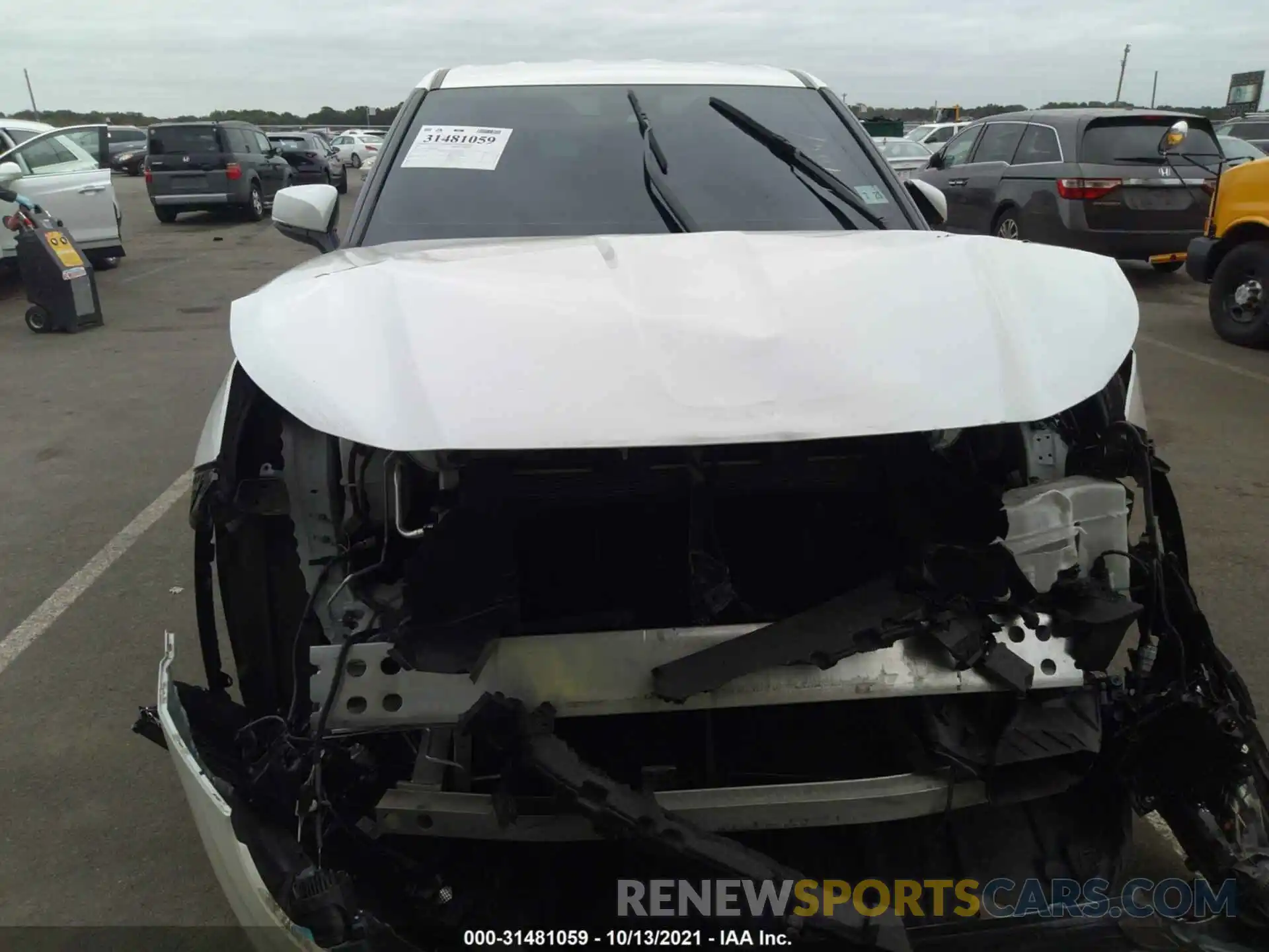 6 Photograph of a damaged car 5TDBZRBH6LS026657 TOYOTA HIGHLANDER 2020