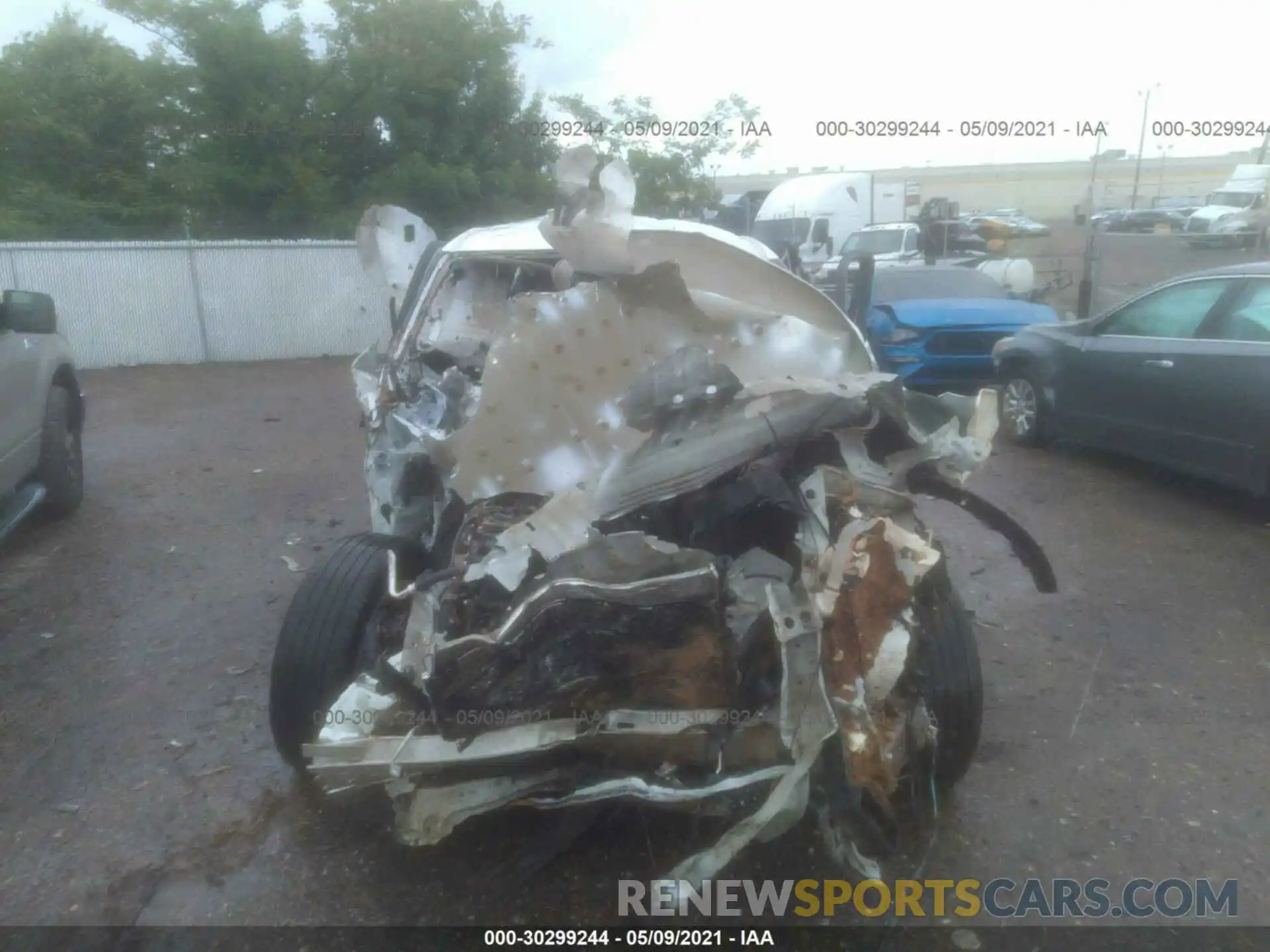 6 Photograph of a damaged car 5TDBZRBH6LS501403 TOYOTA HIGHLANDER 2020