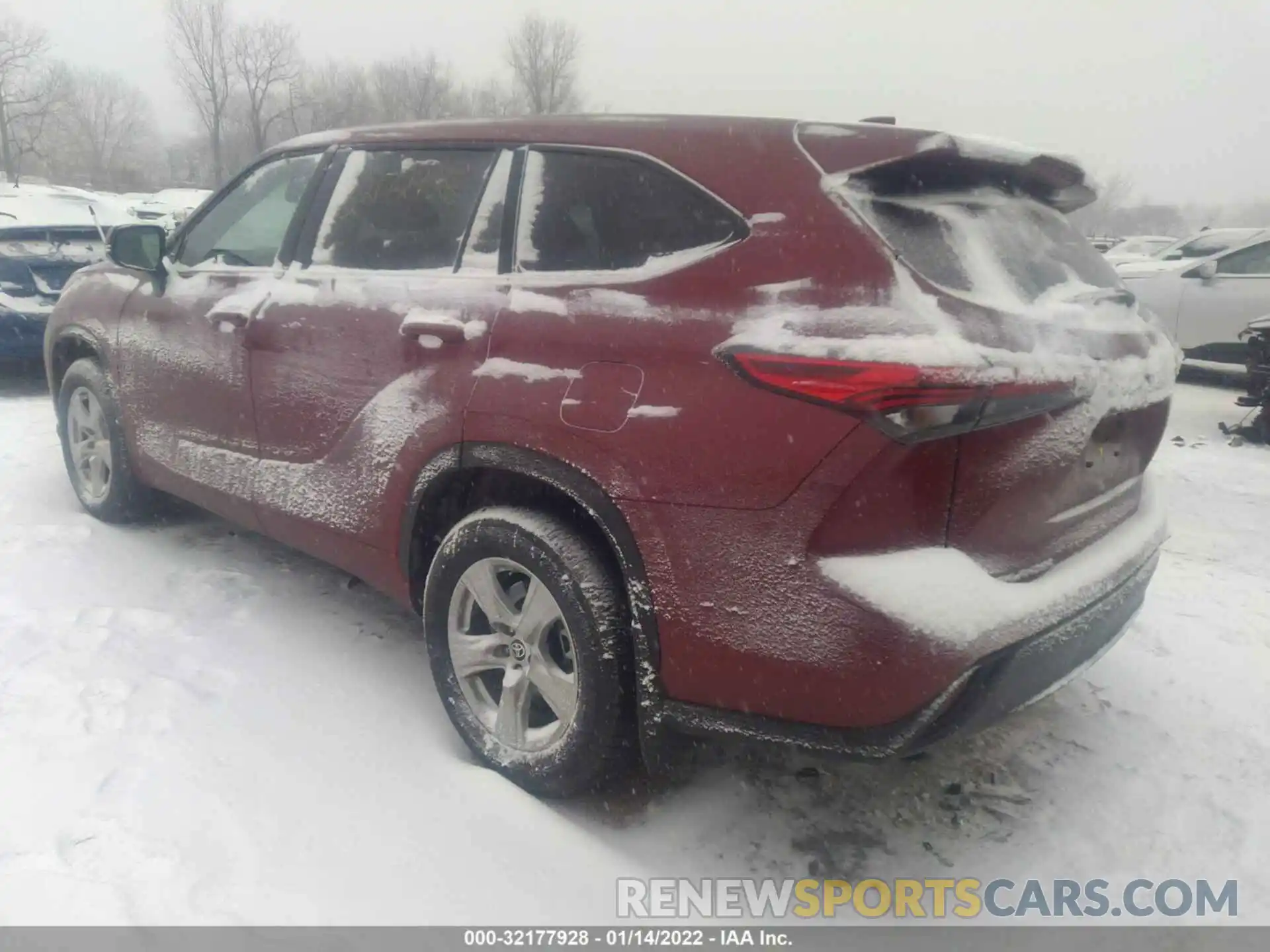 3 Photograph of a damaged car 5TDBZRBH6LS512238 TOYOTA HIGHLANDER 2020