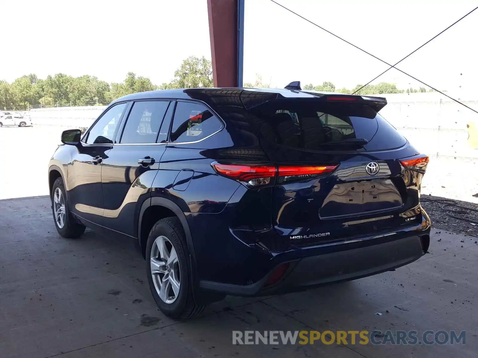 3 Photograph of a damaged car 5TDBZRBH7LS007096 TOYOTA HIGHLANDER 2020