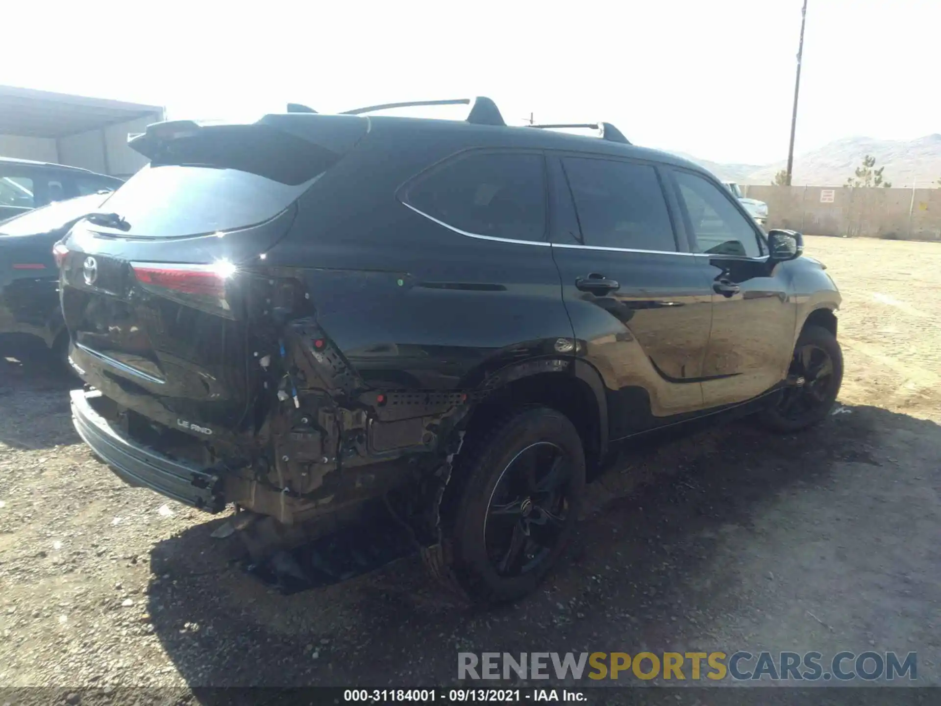 4 Photograph of a damaged car 5TDBZRBH7LS038655 TOYOTA HIGHLANDER 2020