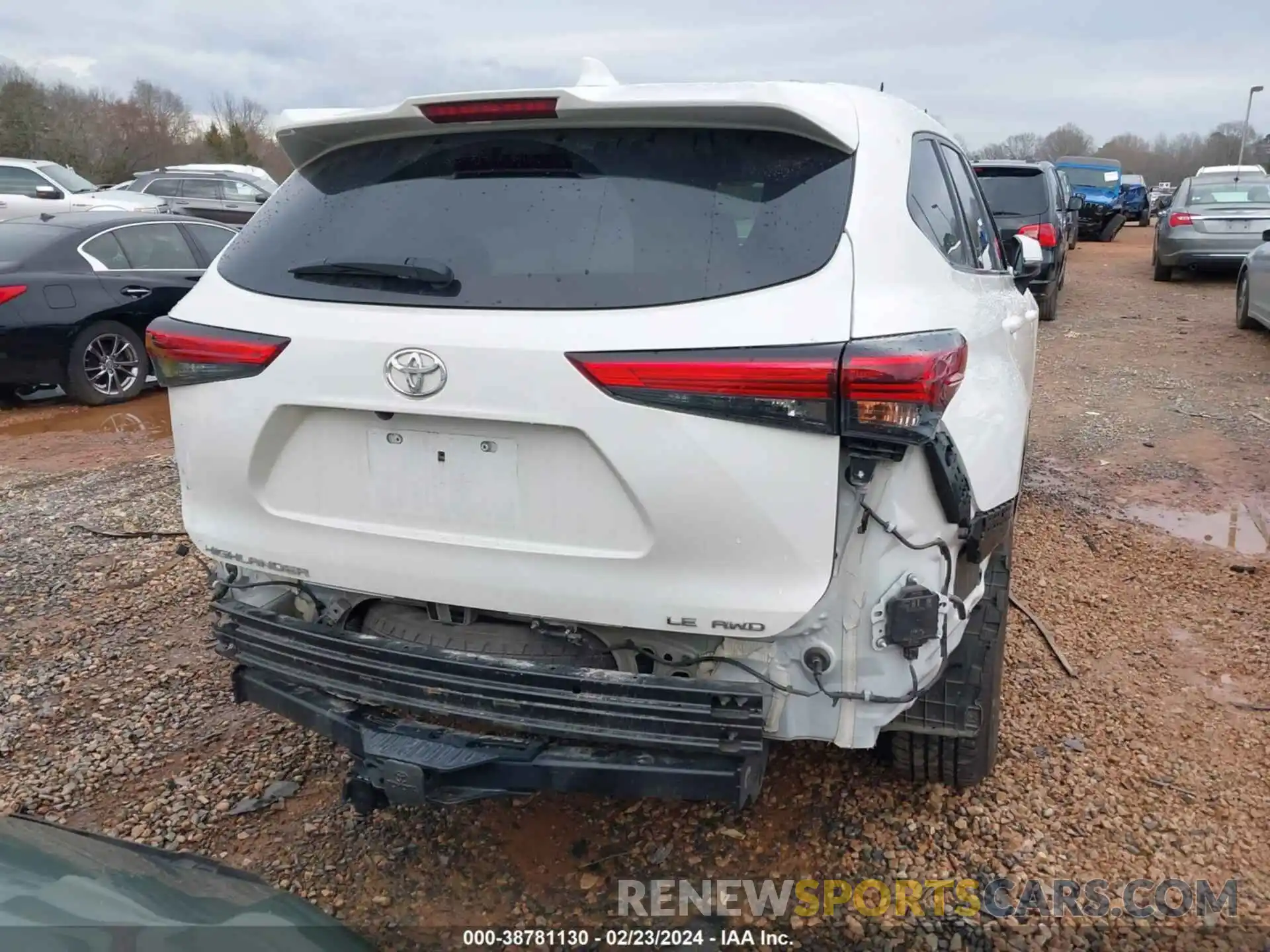 6 Photograph of a damaged car 5TDBZRBH7LS517206 TOYOTA HIGHLANDER 2020