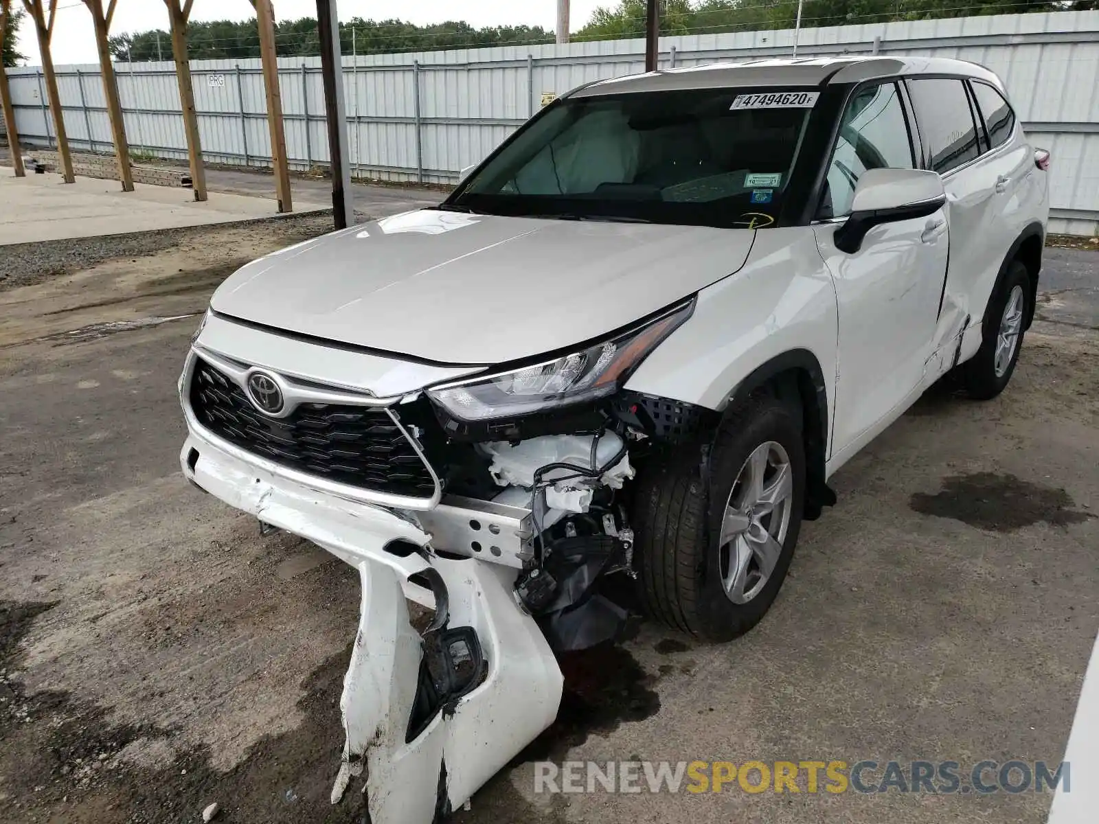 2 Photograph of a damaged car 5TDBZRBH8LS015983 TOYOTA HIGHLANDER 2020