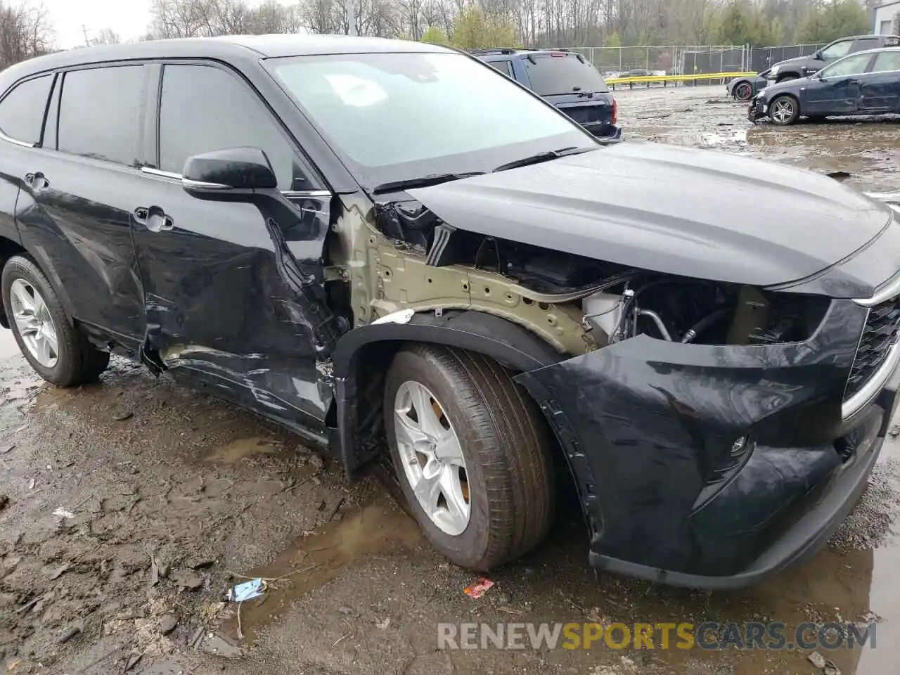 9 Photograph of a damaged car 5TDBZRBH9LS032193 TOYOTA HIGHLANDER 2020