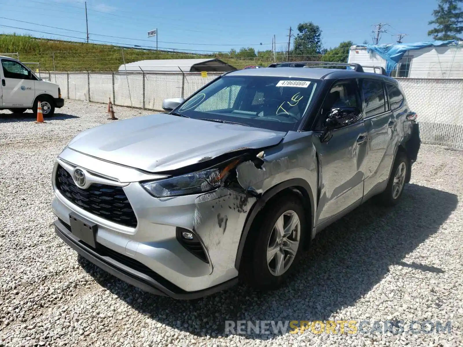 2 Photograph of a damaged car 5TDBZRBH9LS502240 TOYOTA HIGHLANDER 2020