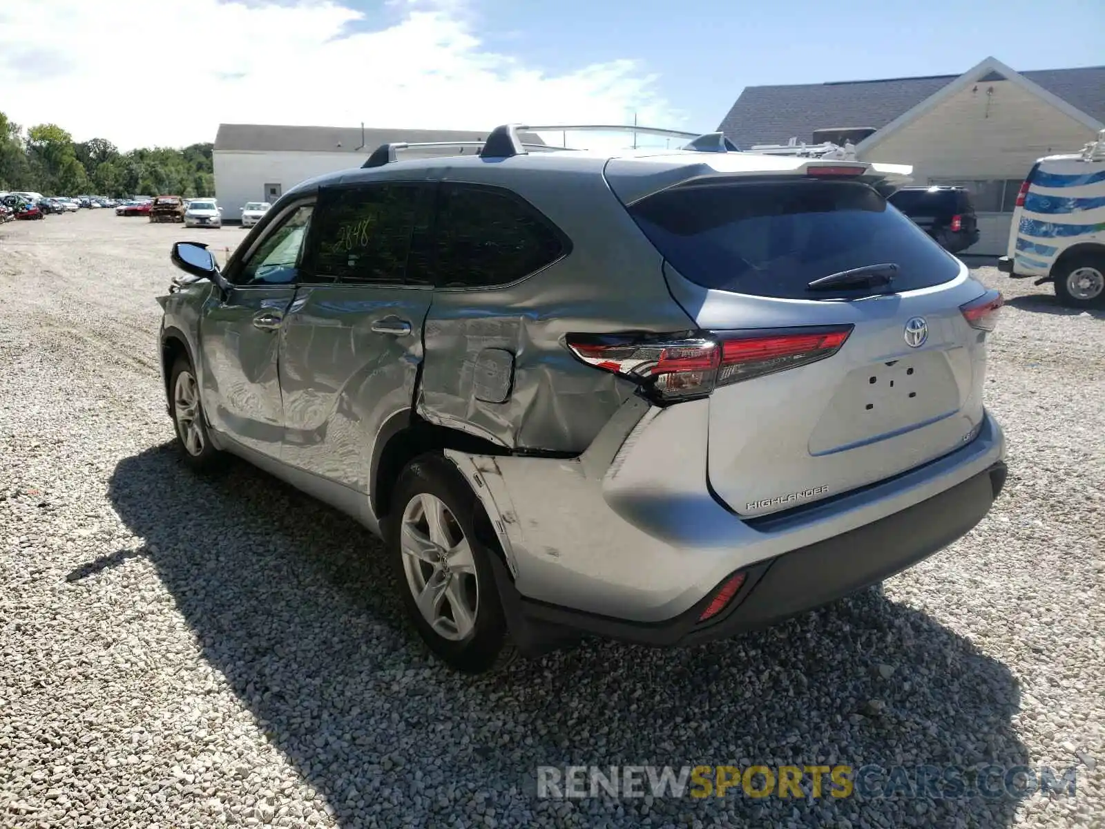 3 Photograph of a damaged car 5TDBZRBH9LS502240 TOYOTA HIGHLANDER 2020